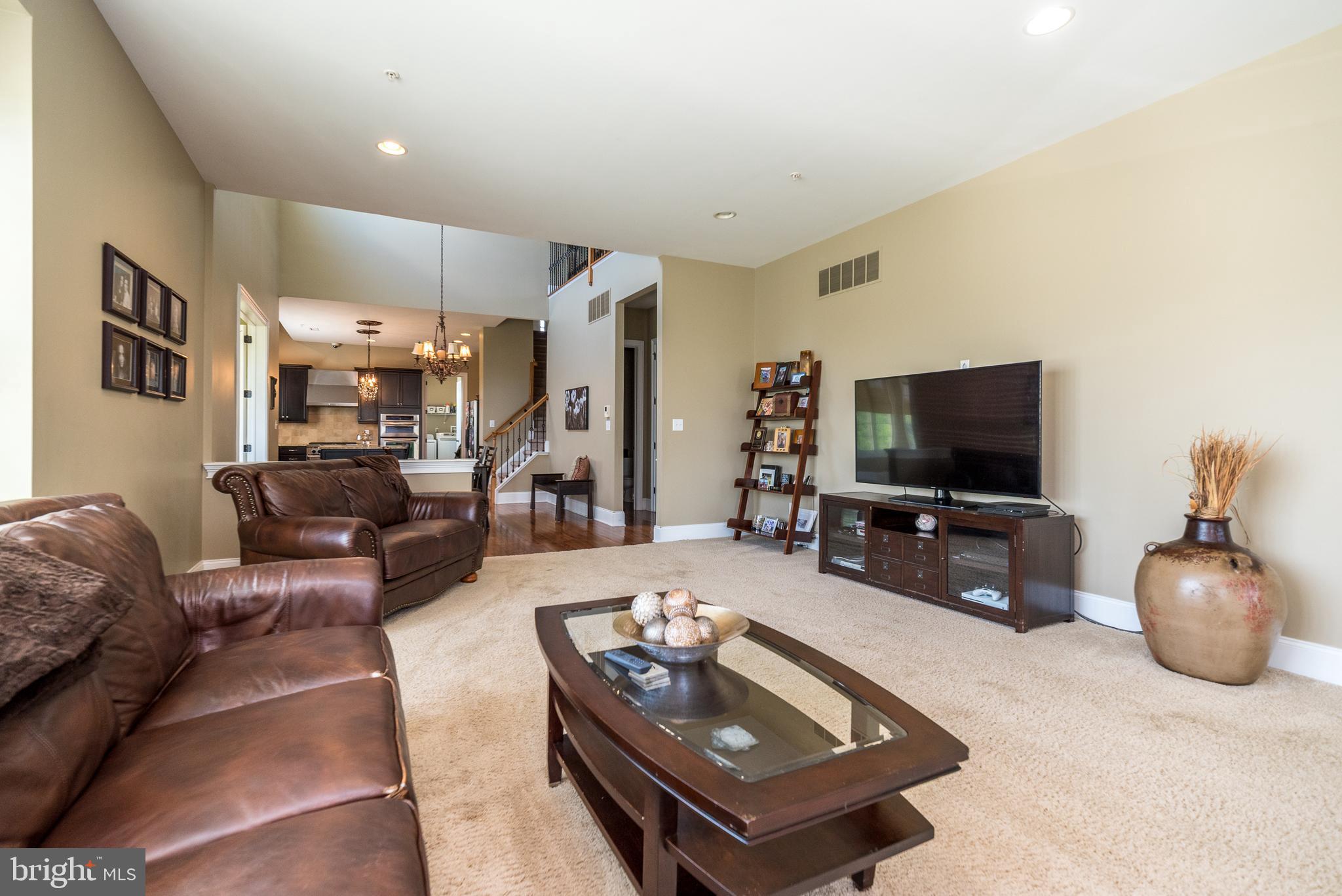 CHAPMANS CORNER - Residential