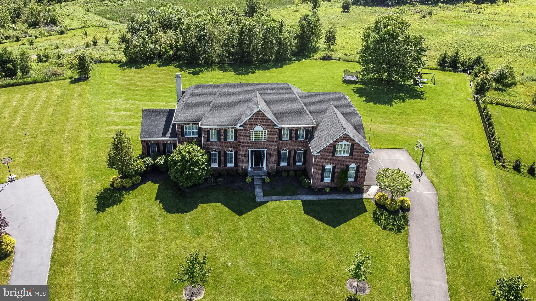 CHAPMANS CORNER - Residential