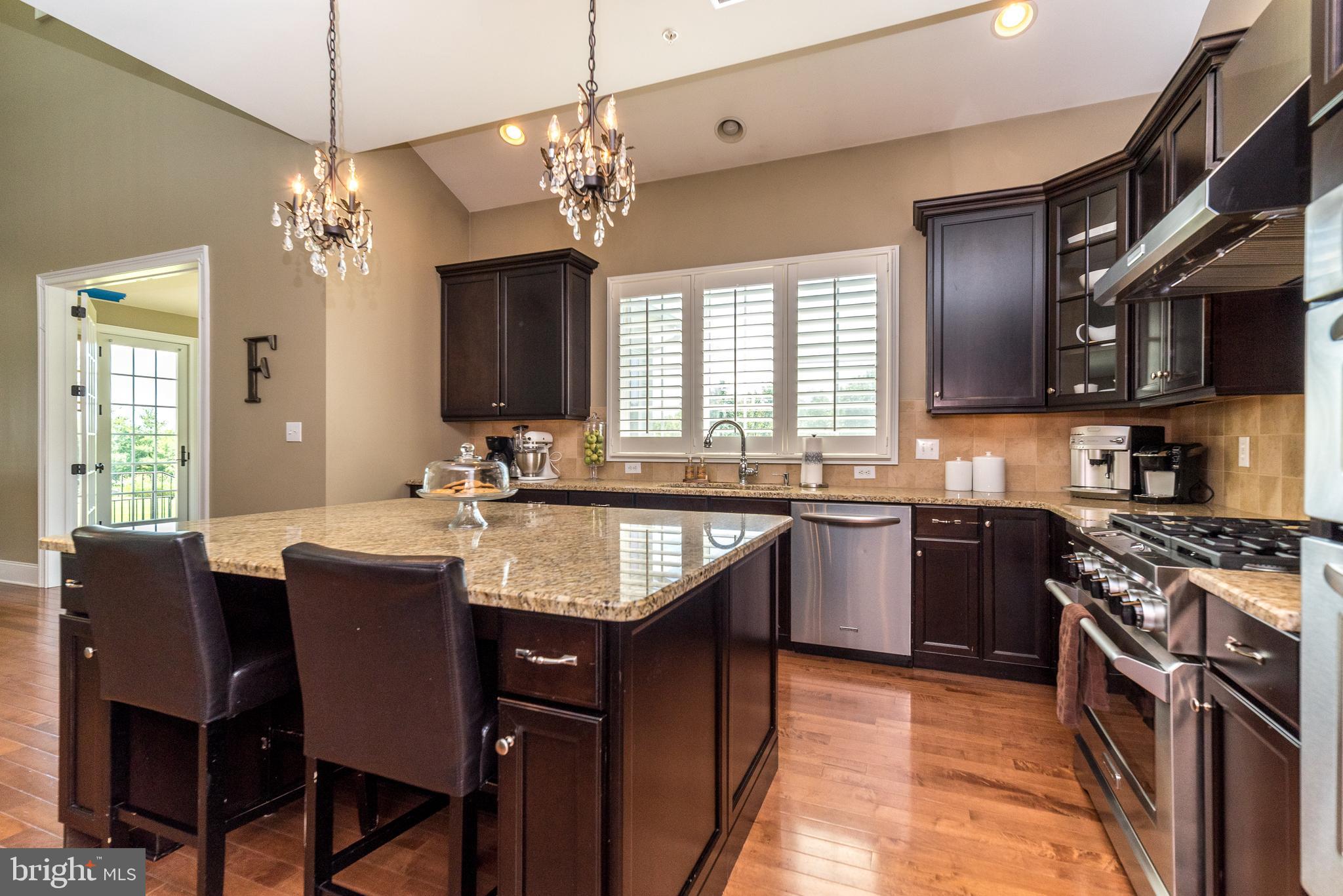 CHAPMANS CORNER - Residential