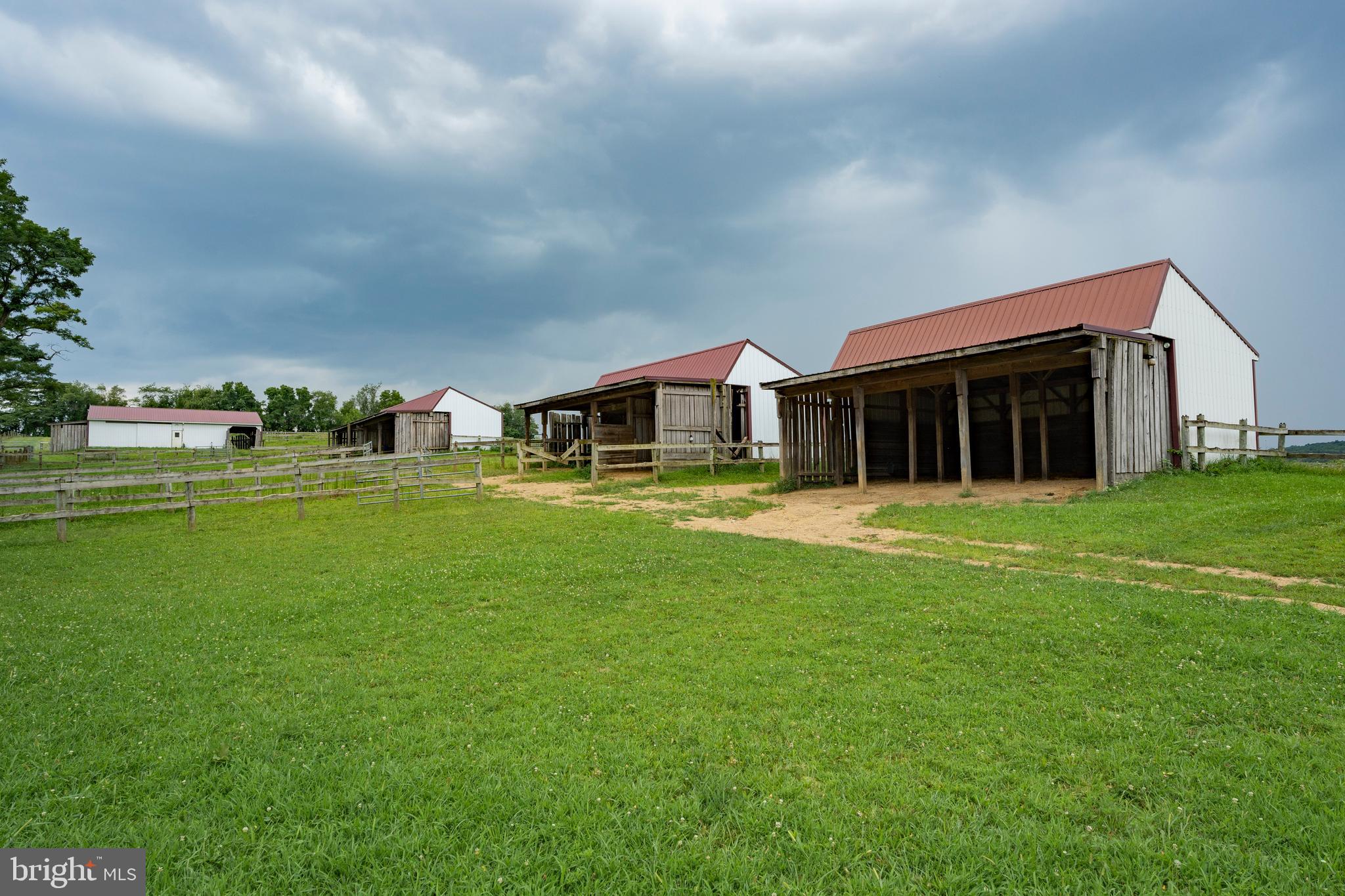 MAIDENCREEK - Residential