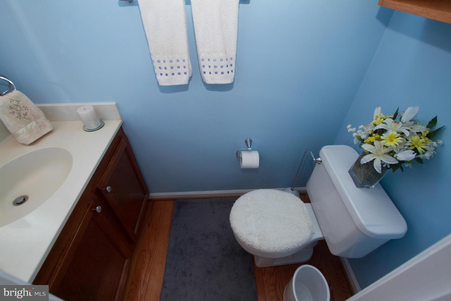 LONDON TOWN WEST - Residential Lease