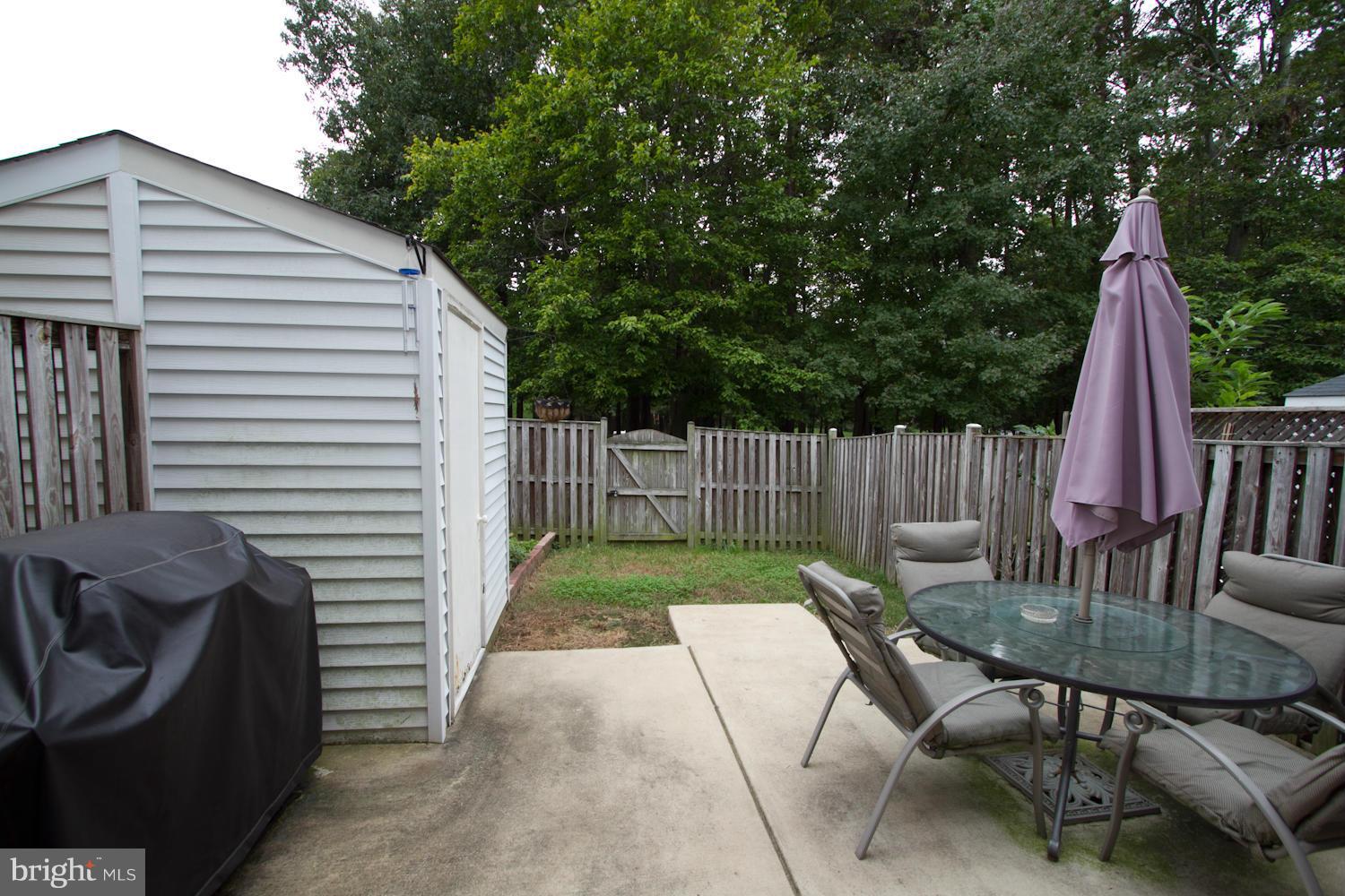 LONDON TOWN WEST - Residential Lease