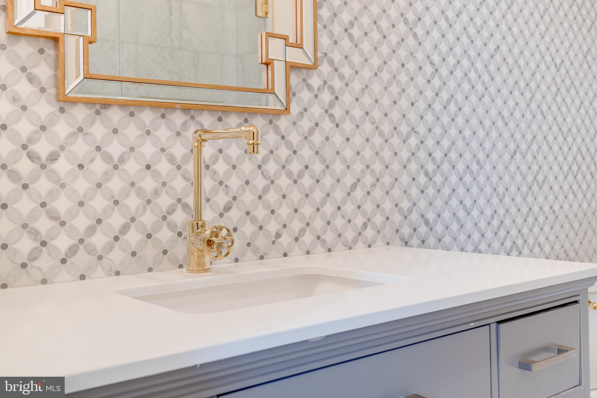 FALLS ROAD CORRIDOR - Residential