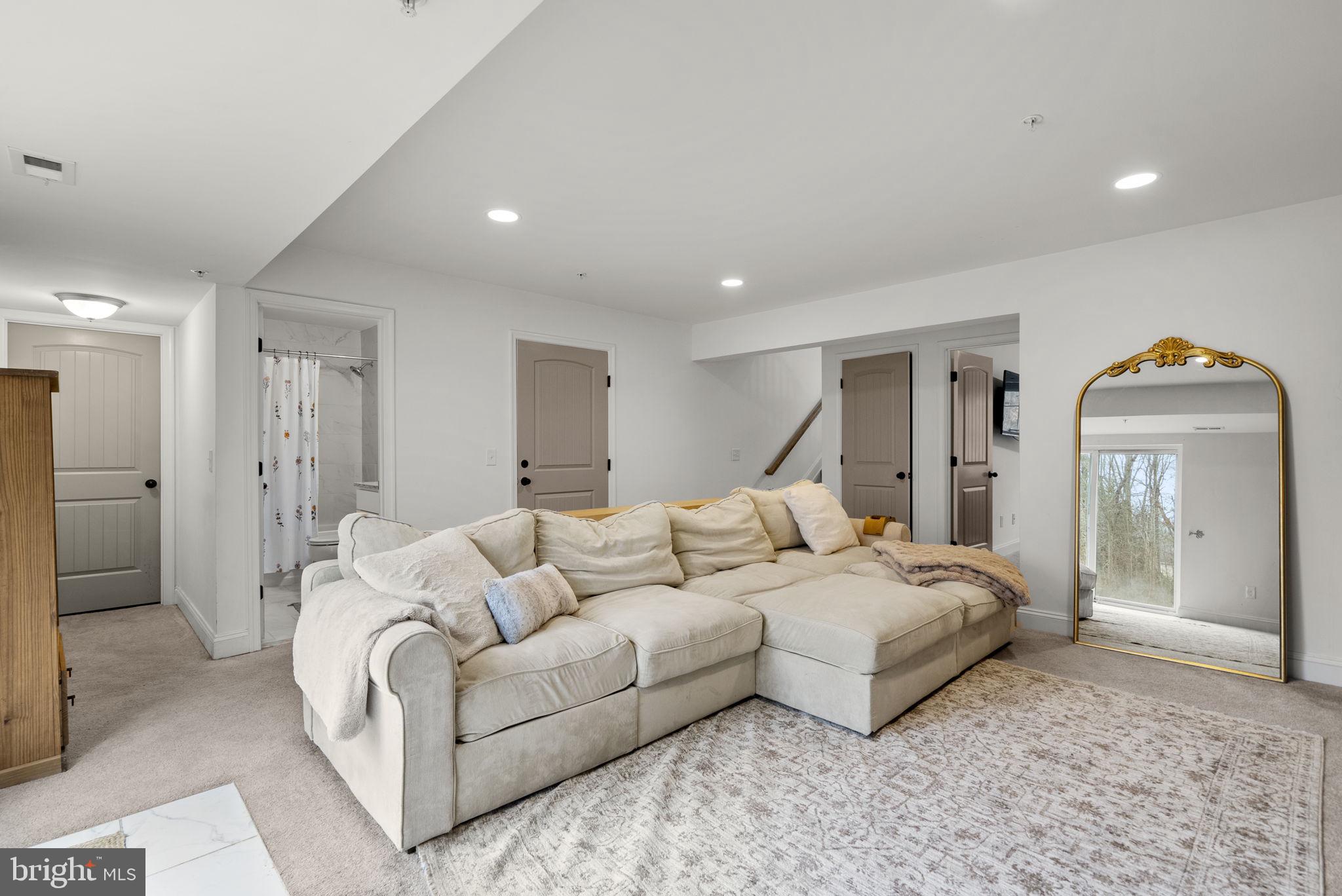 SELASSIE VILLA - Residential