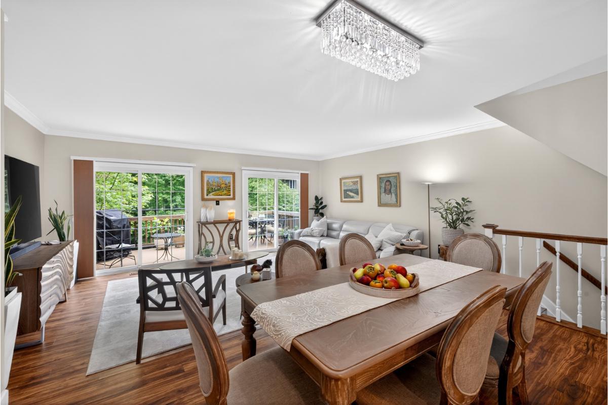 7347 SWAN POINT WAY 12-2