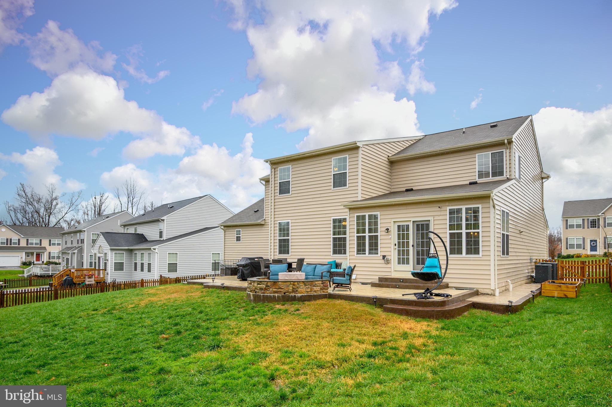 LEELAND STATION - Residential