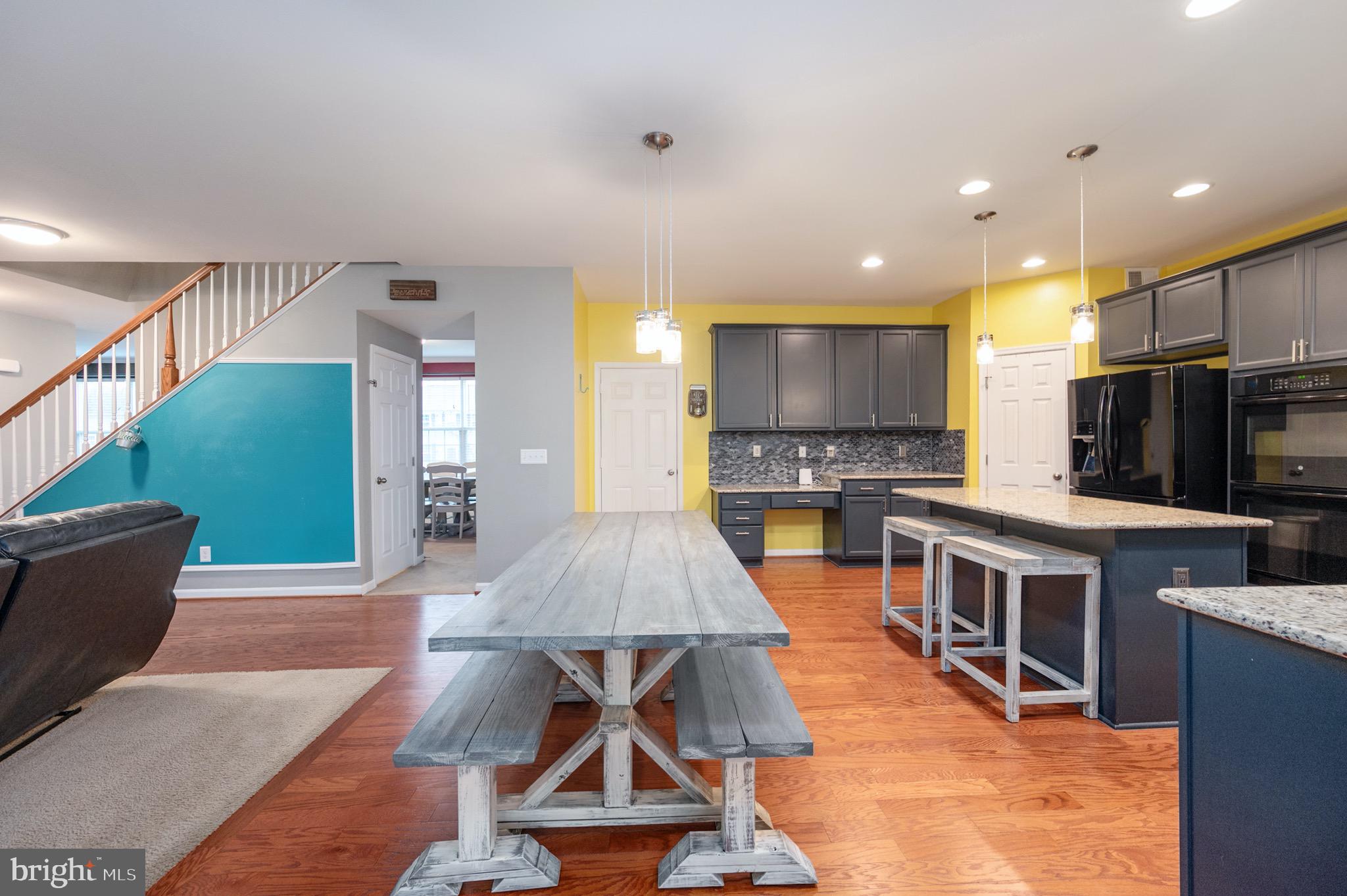 LEELAND STATION - Residential