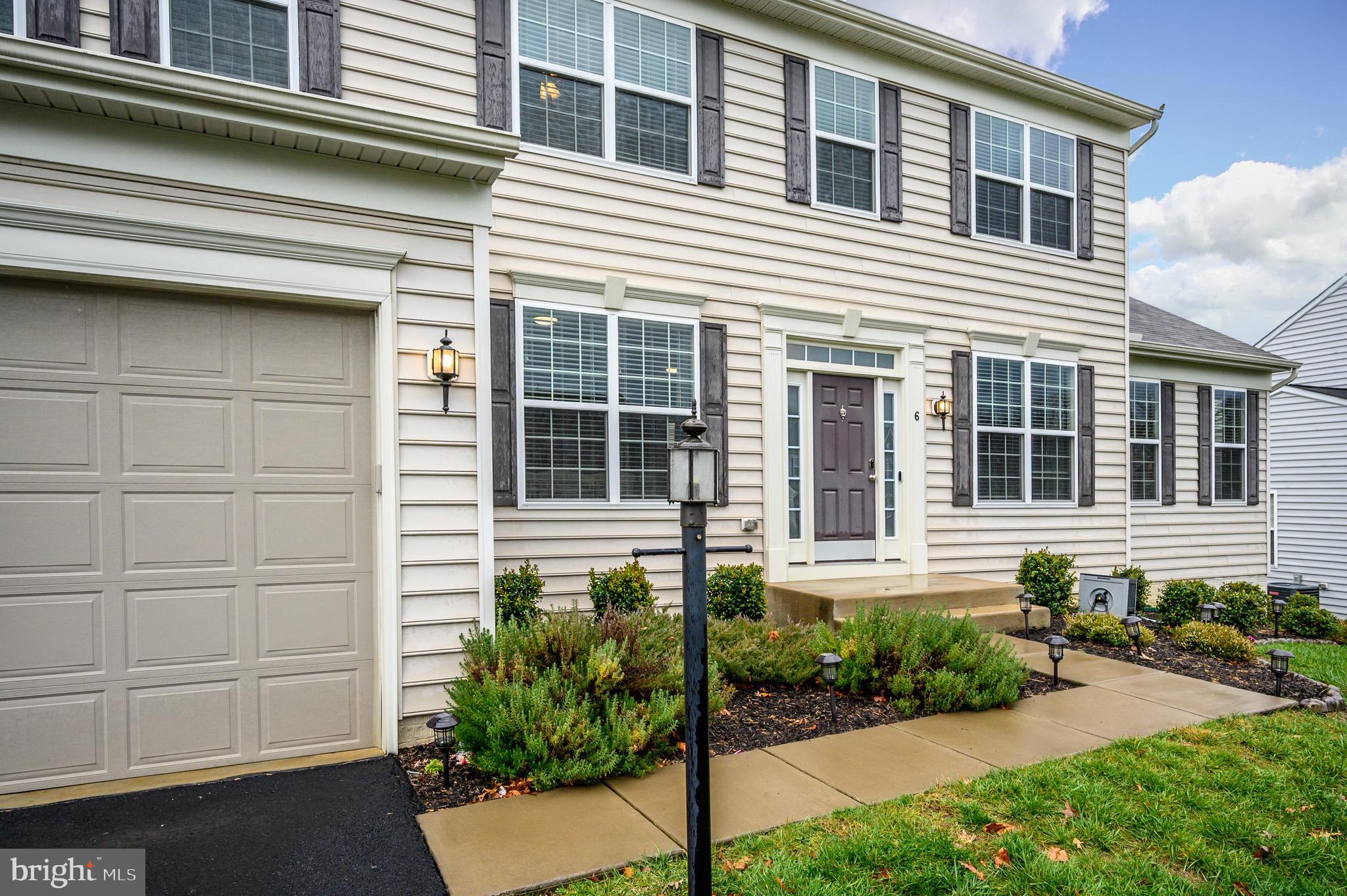 LEELAND STATION - Residential