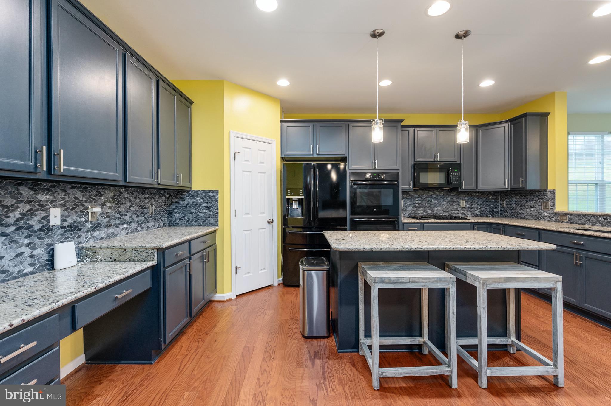 LEELAND STATION - Residential