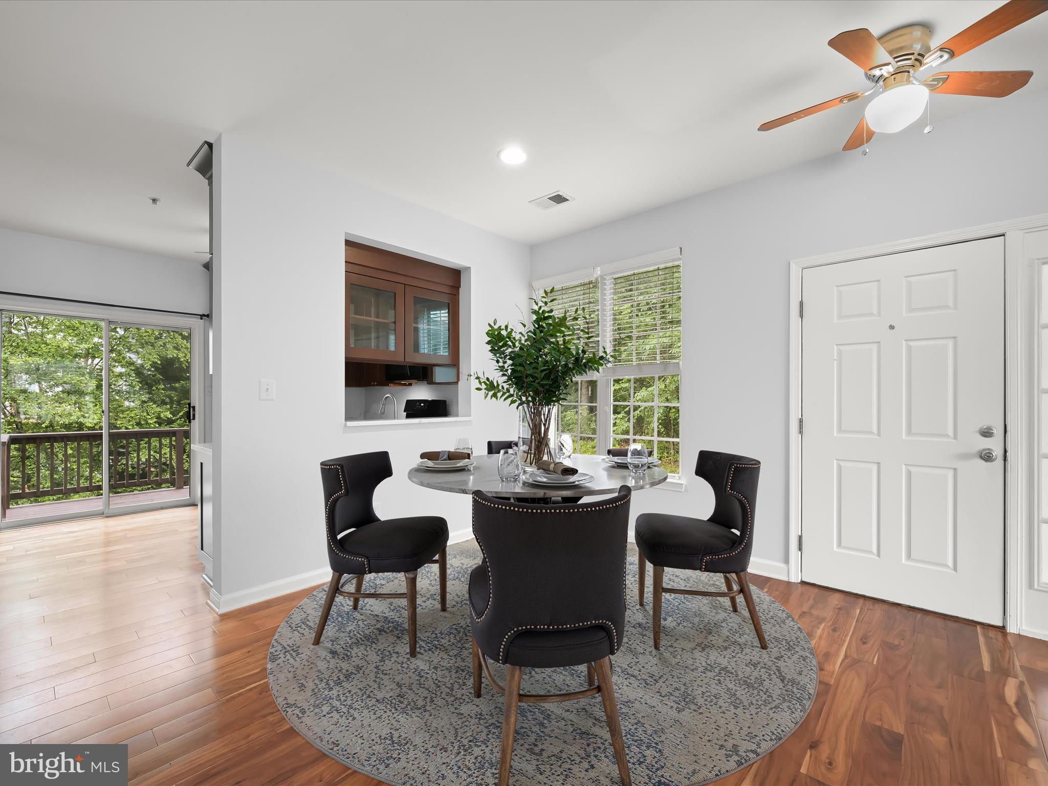 WOODLAND WALK - Residential