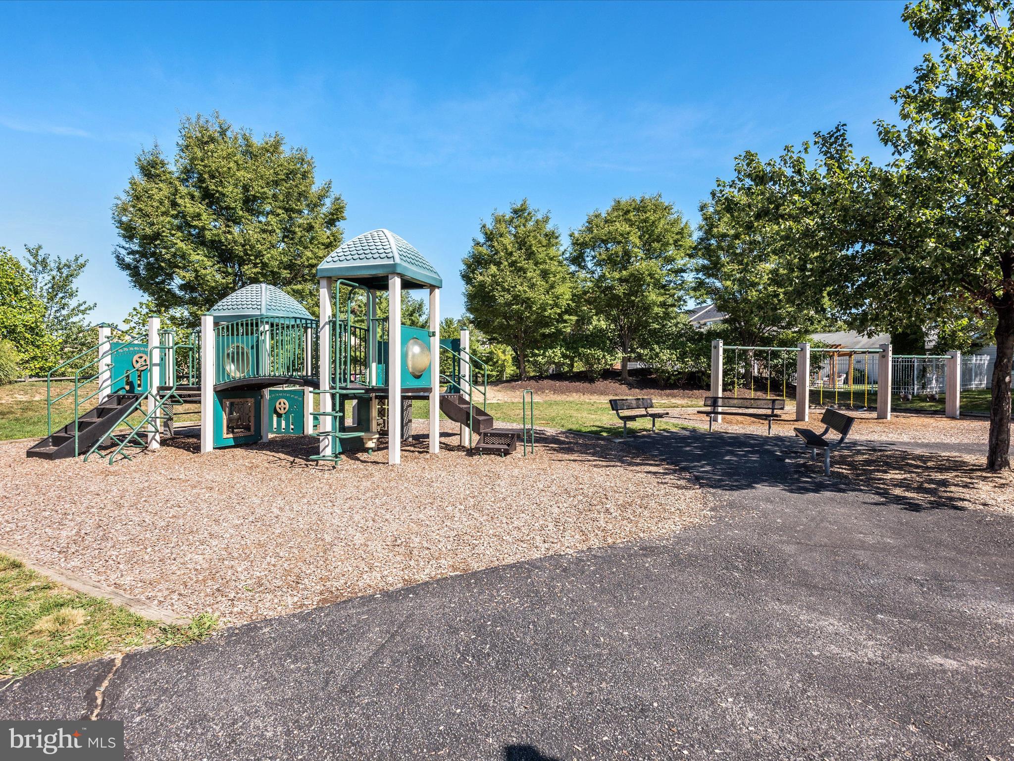 WOODLAND WALK - Residential