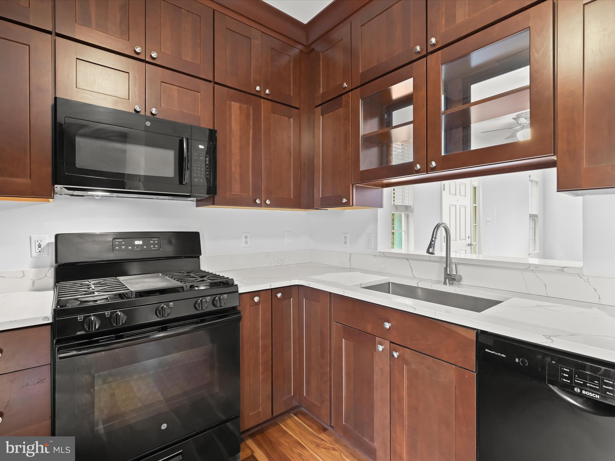 WOODLAND WALK - Residential