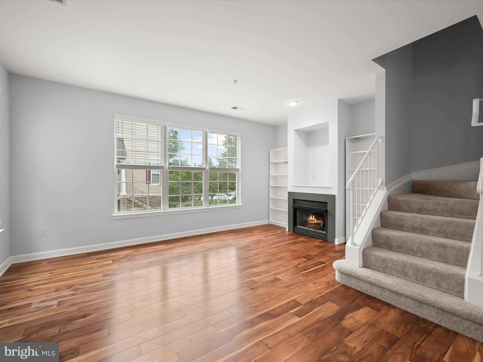 WOODLAND WALK - Residential