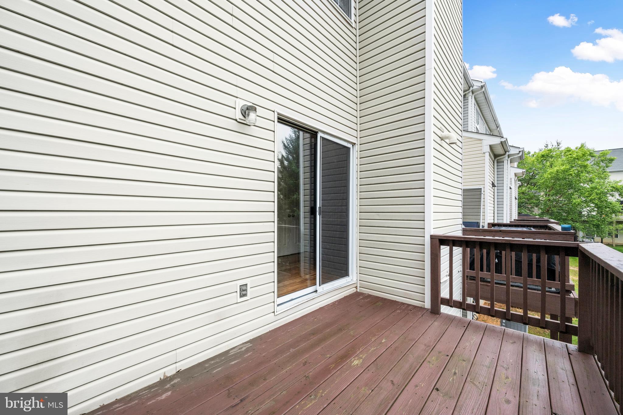 WOODLAND WALK - Residential