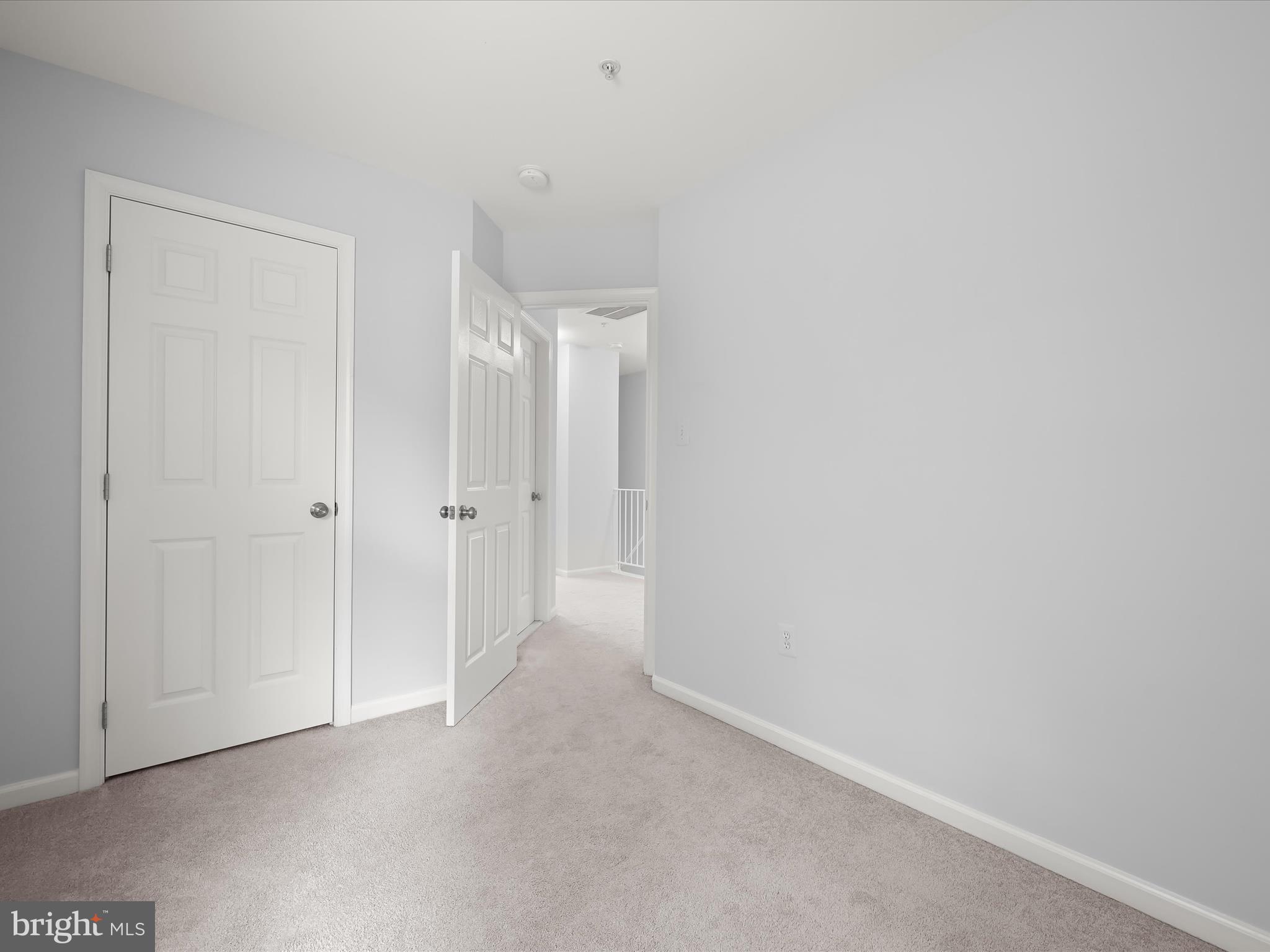 WOODLAND WALK - Residential