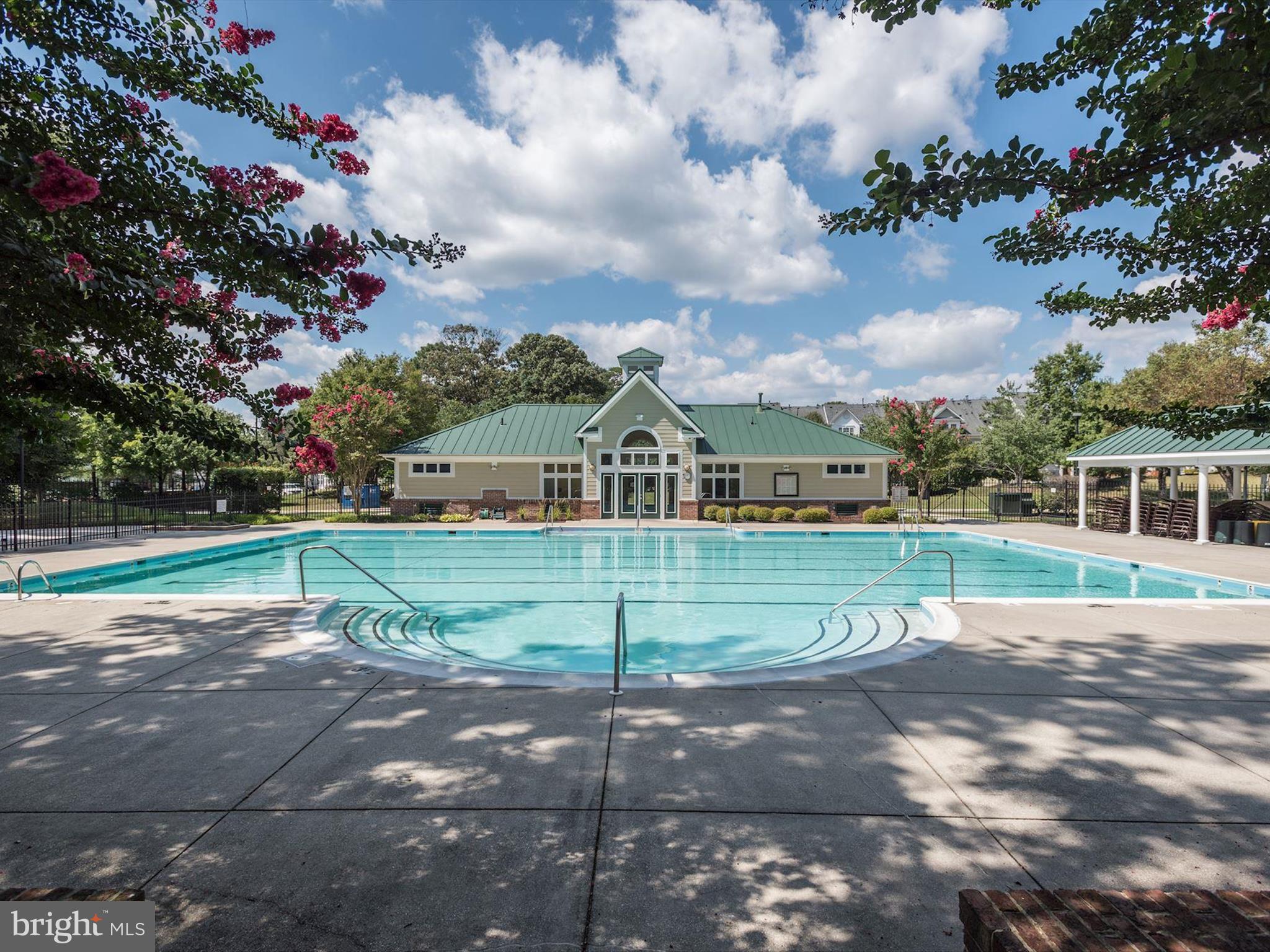 WOODLAND WALK - Residential