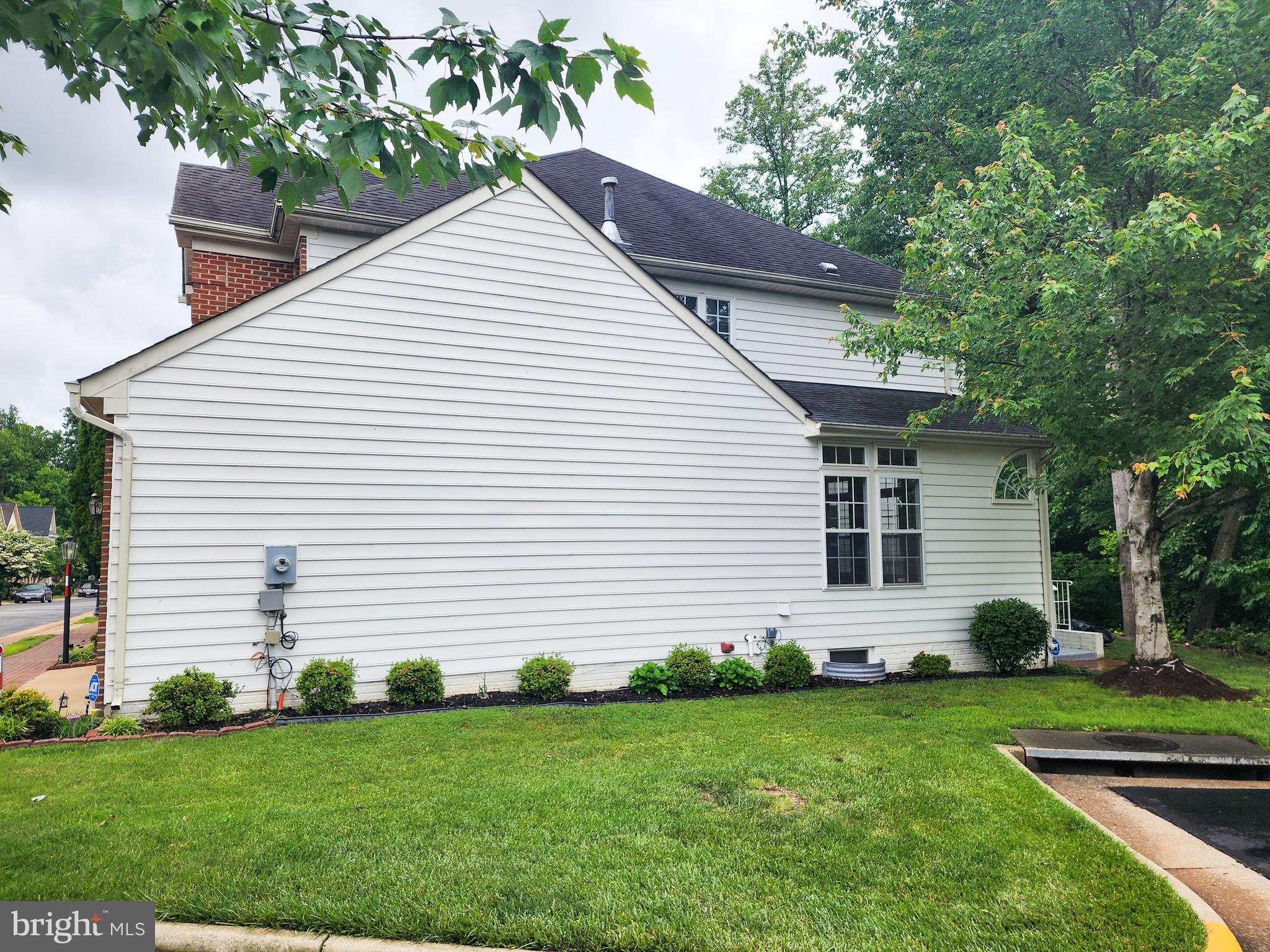 LORTON TOWN CNTR LANDBAY - Residential