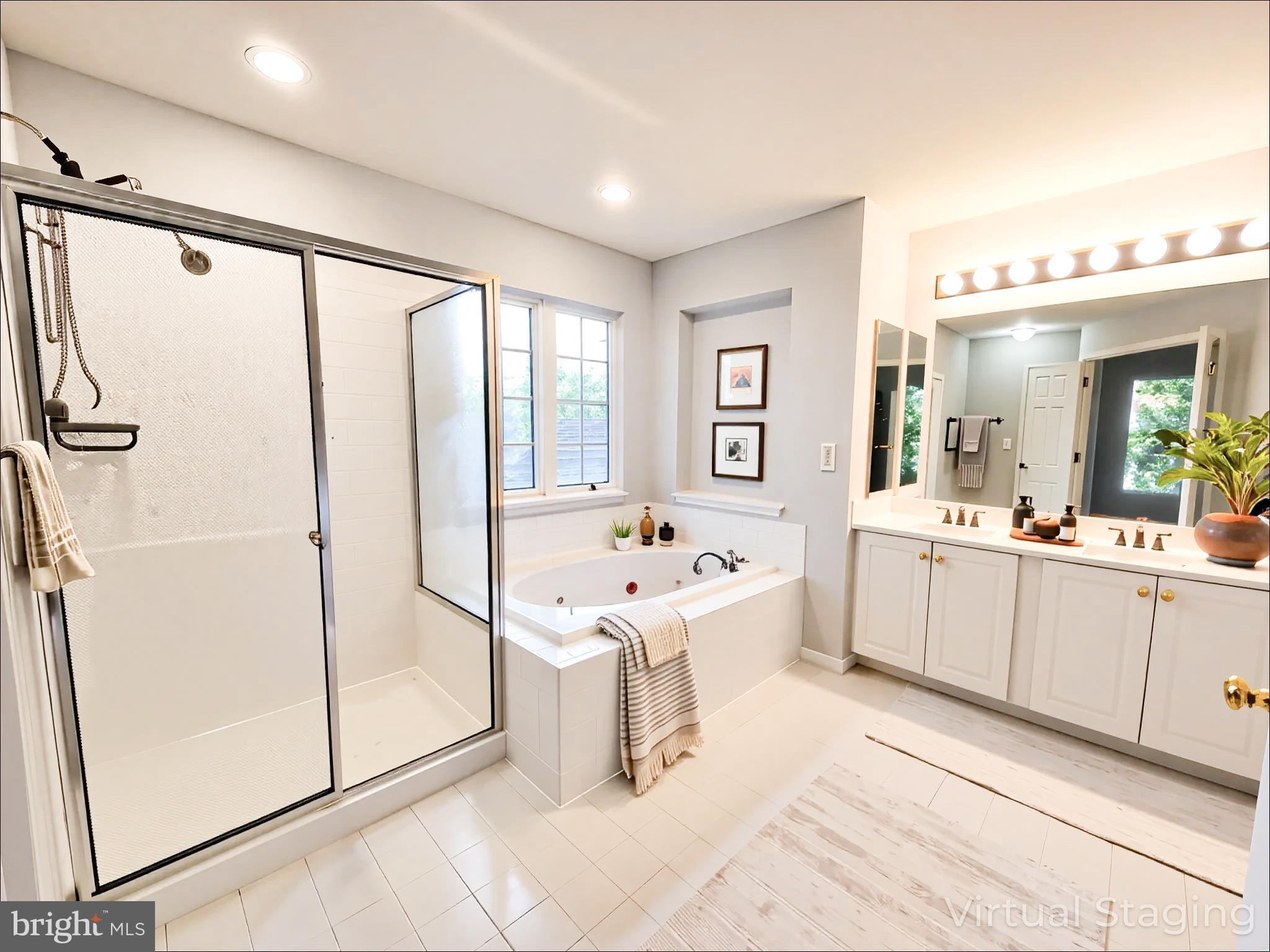 LORTON TOWN CNTR LANDBAY - Residential