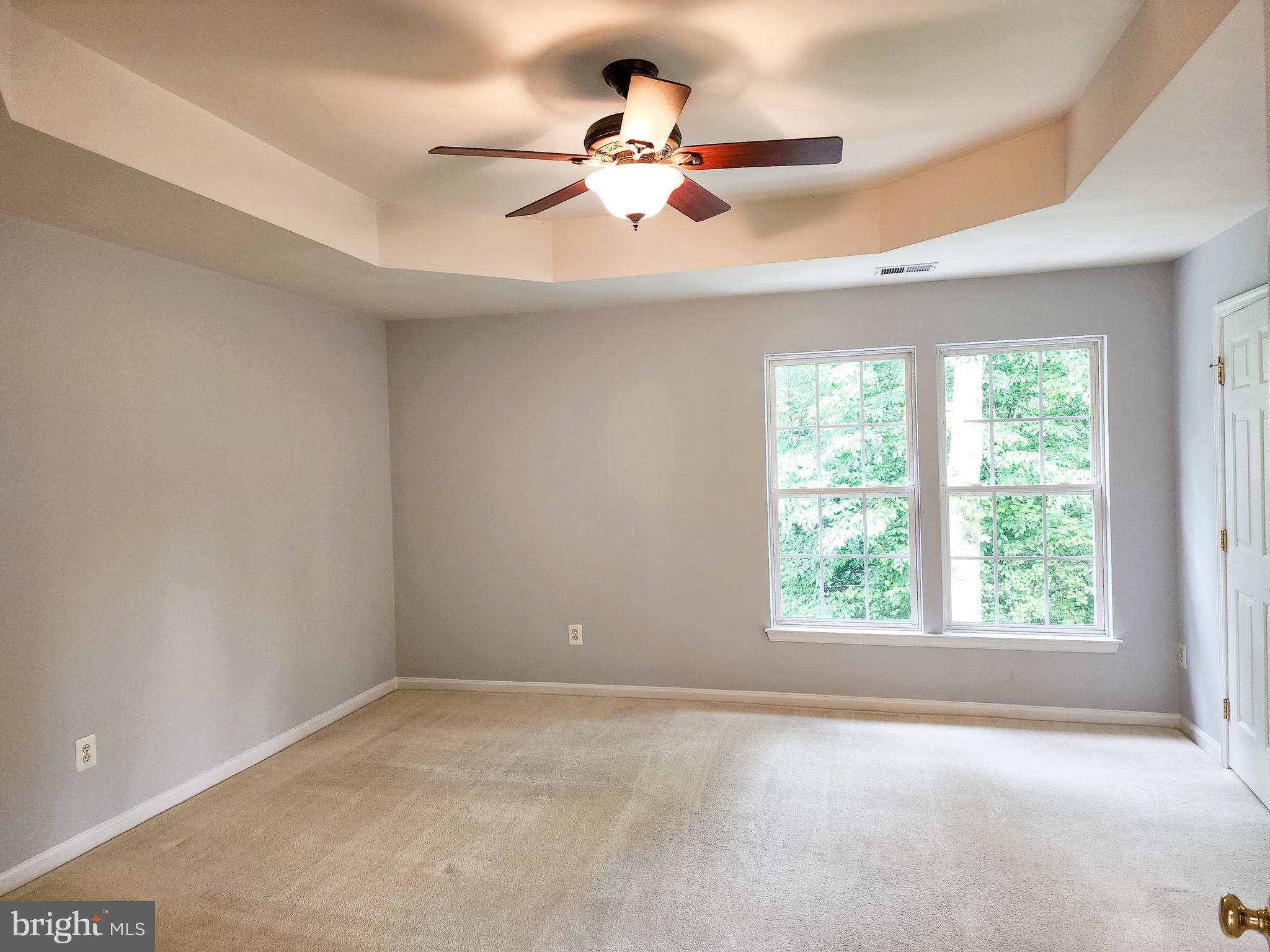 LORTON TOWN CNTR LANDBAY - Residential