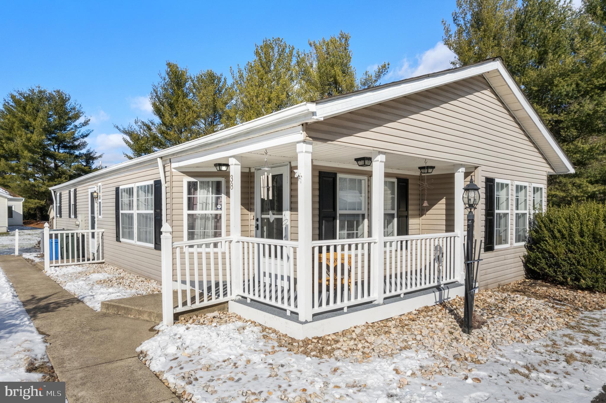 38 ELDER COURT