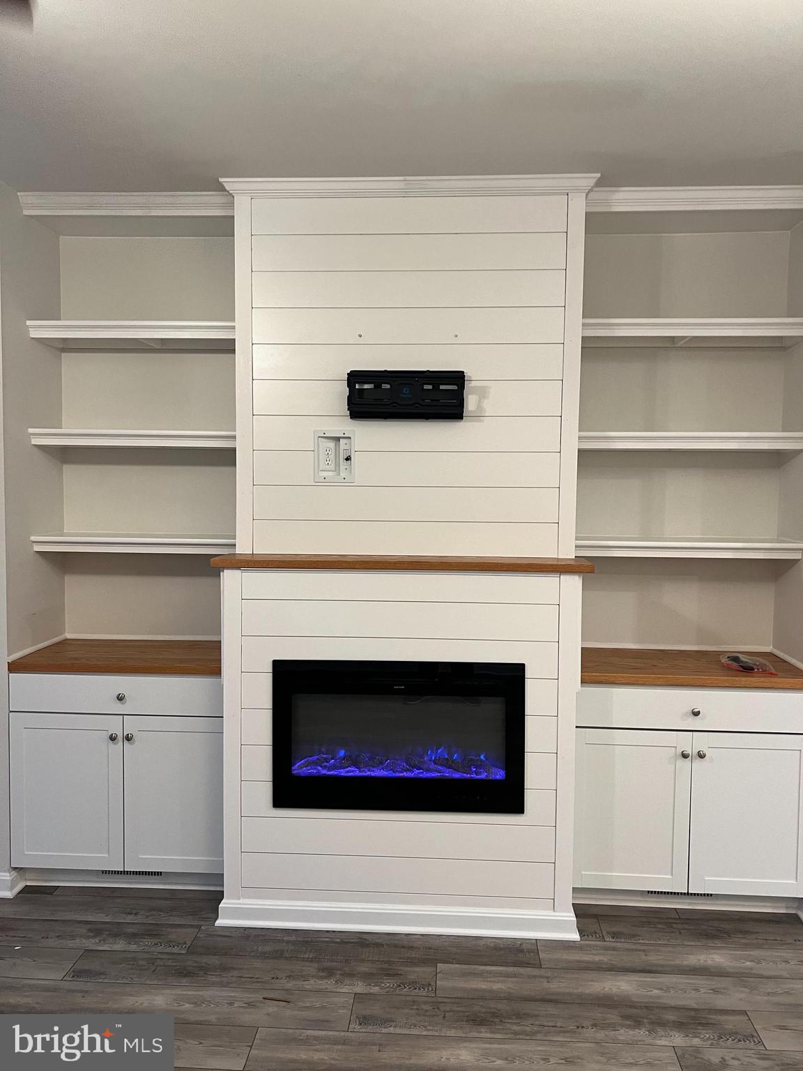 BERKELEY RIDGE - Residential Lease