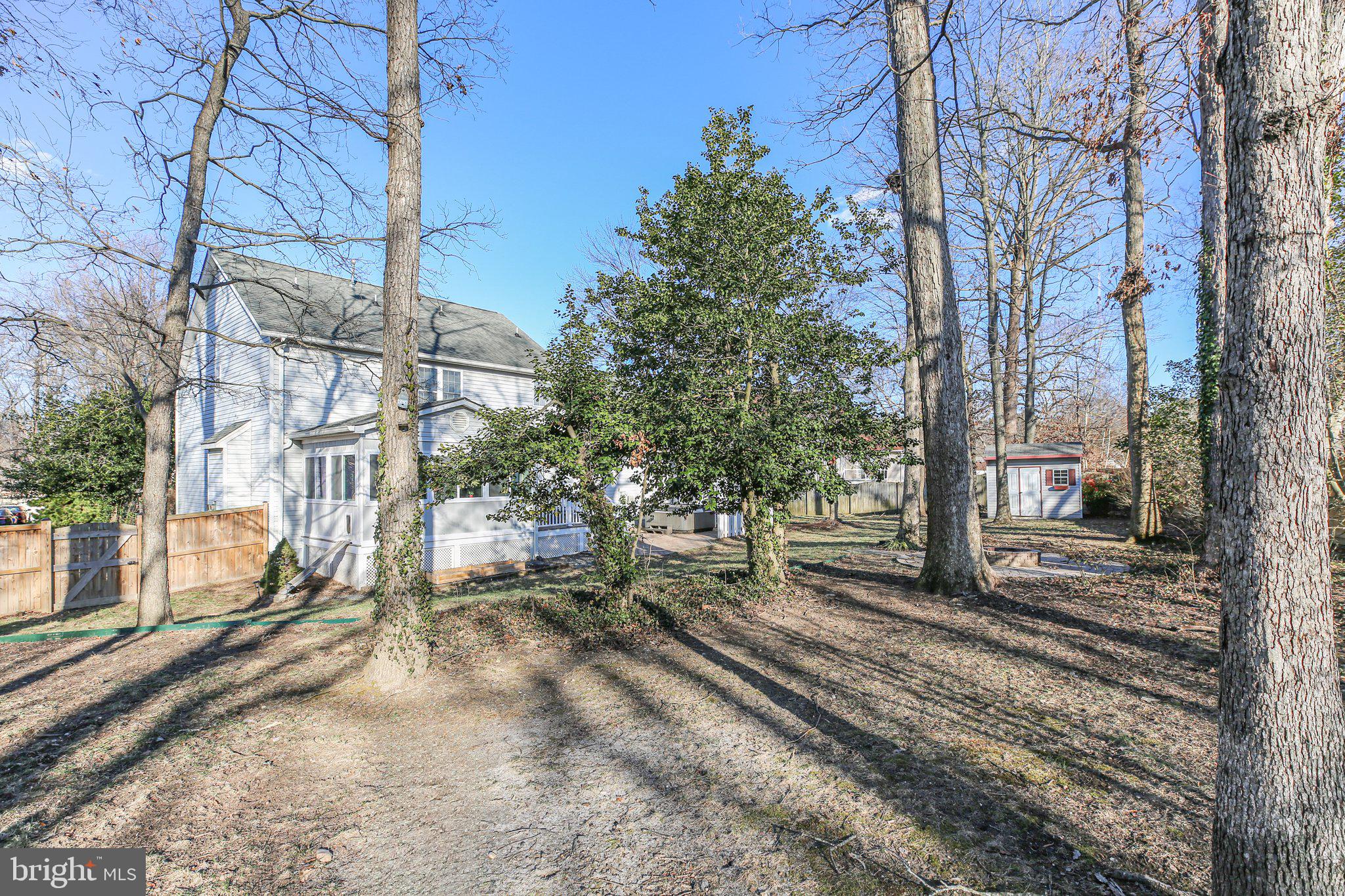 RIDGE POINTE - Residential