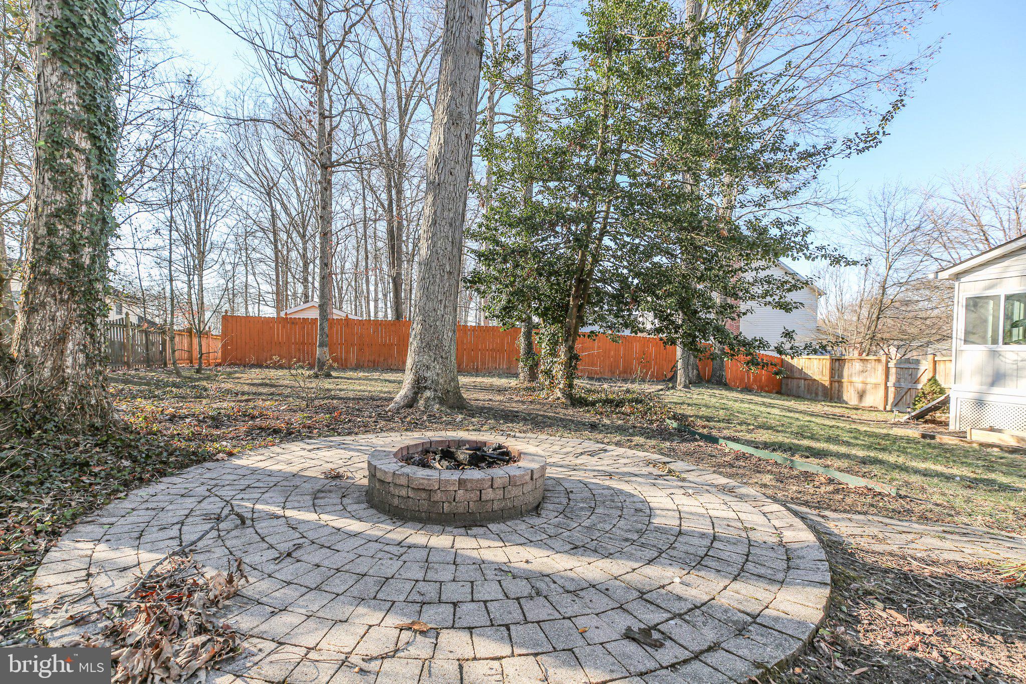 RIDGE POINTE - Residential