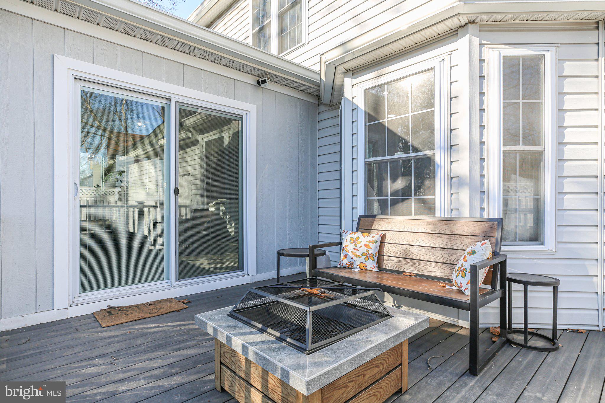 RIDGE POINTE - Residential