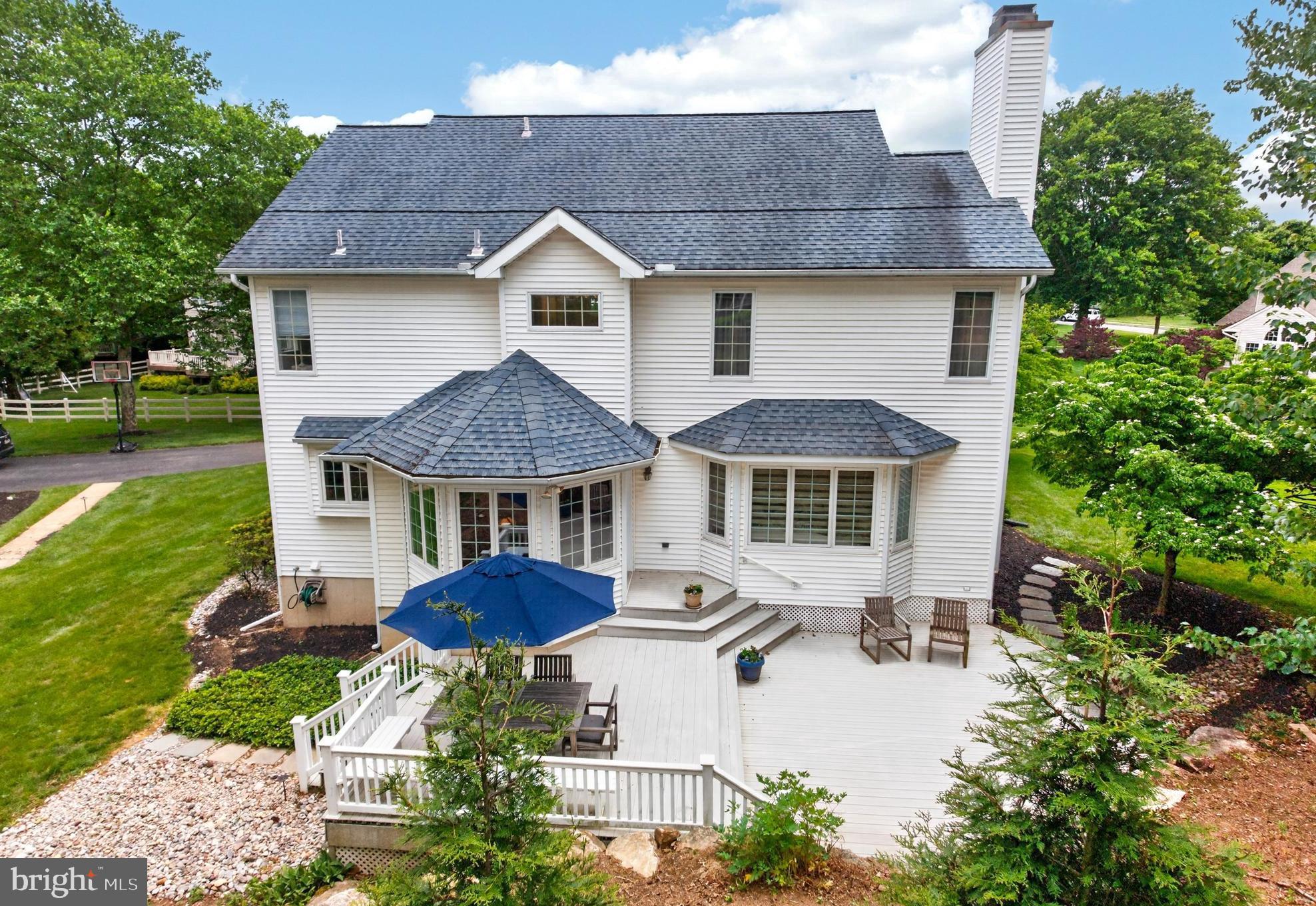 646 PERIMETER DRIVE