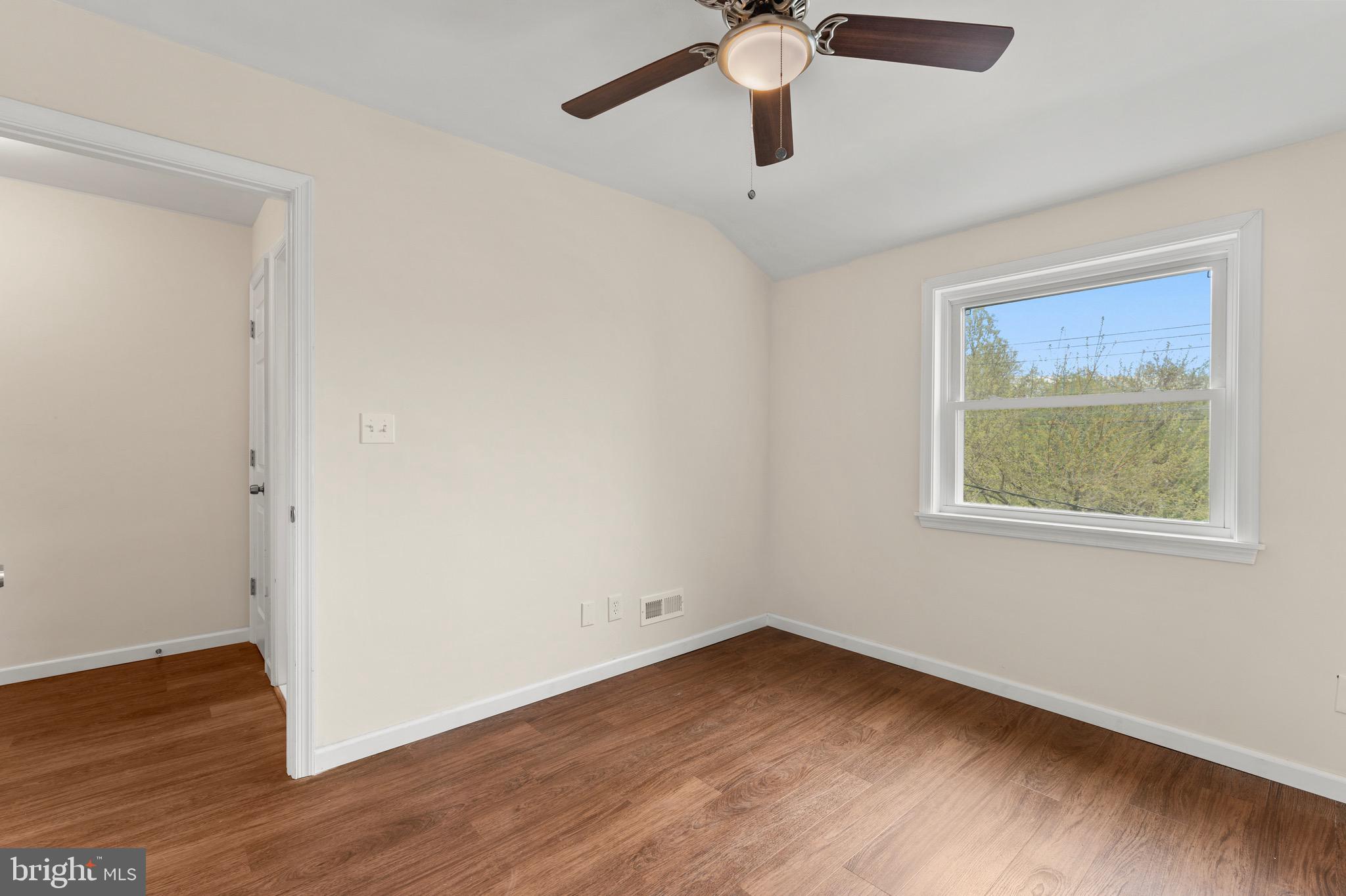 MIDDLESEX - Residential