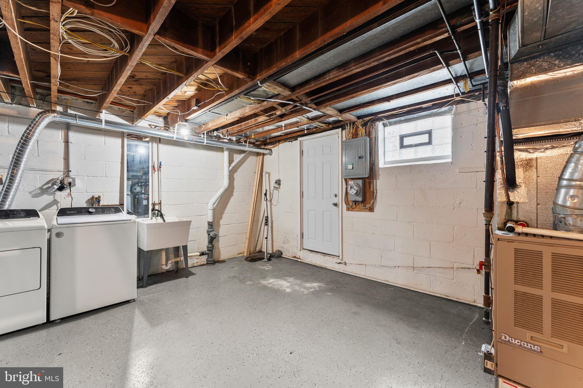 MIDDLESEX - Residential