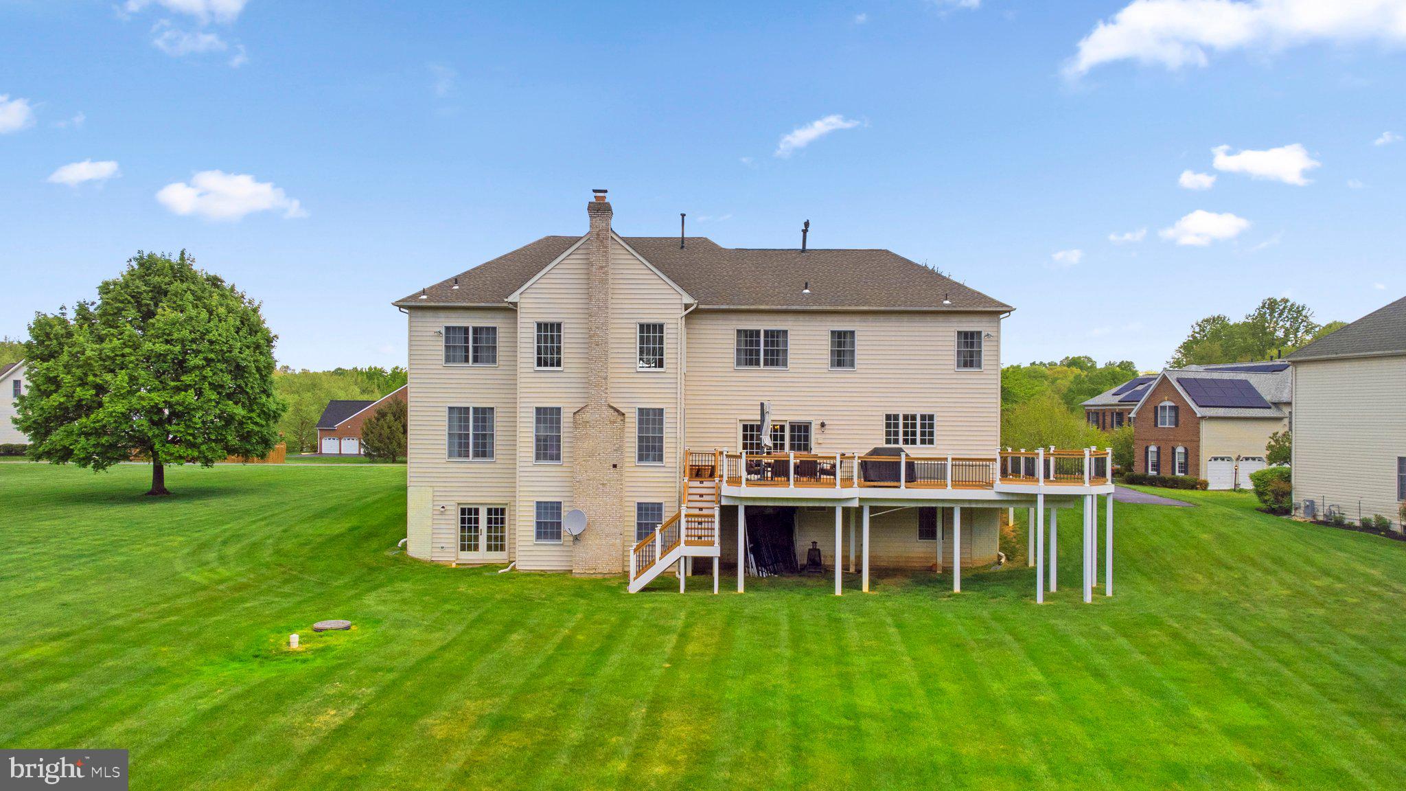 BIG BRANCH OVERLOOK - Residential