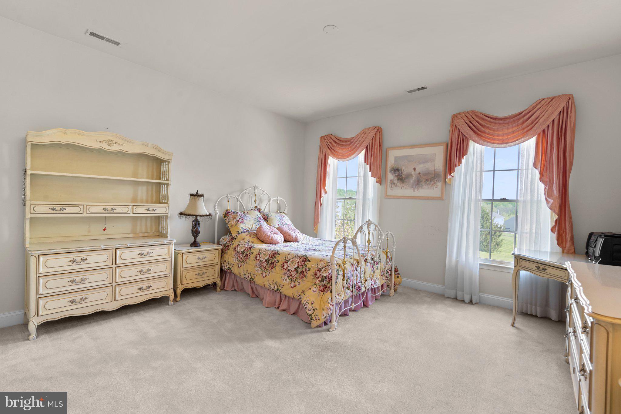 BIG BRANCH OVERLOOK - Residential