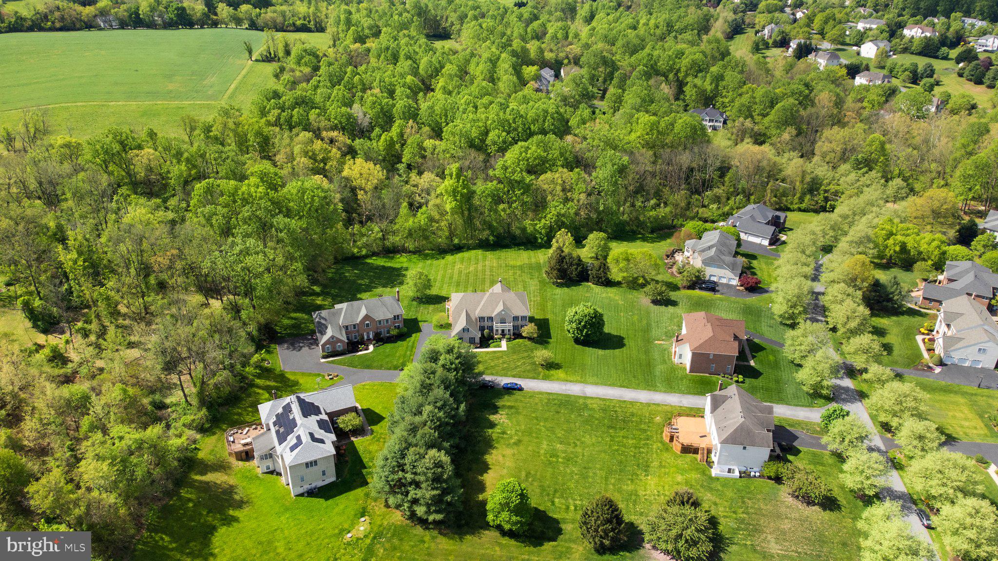 BIG BRANCH OVERLOOK - Residential