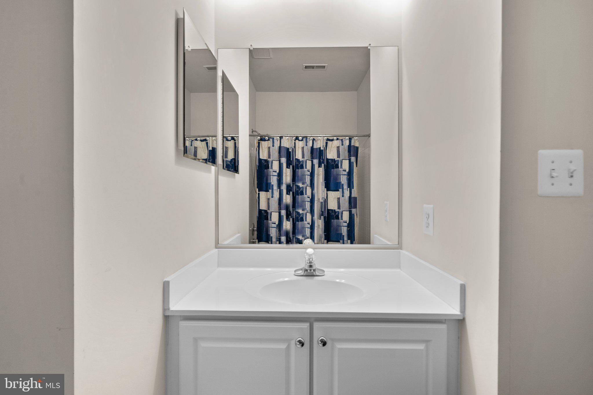 BIG BRANCH OVERLOOK - Residential