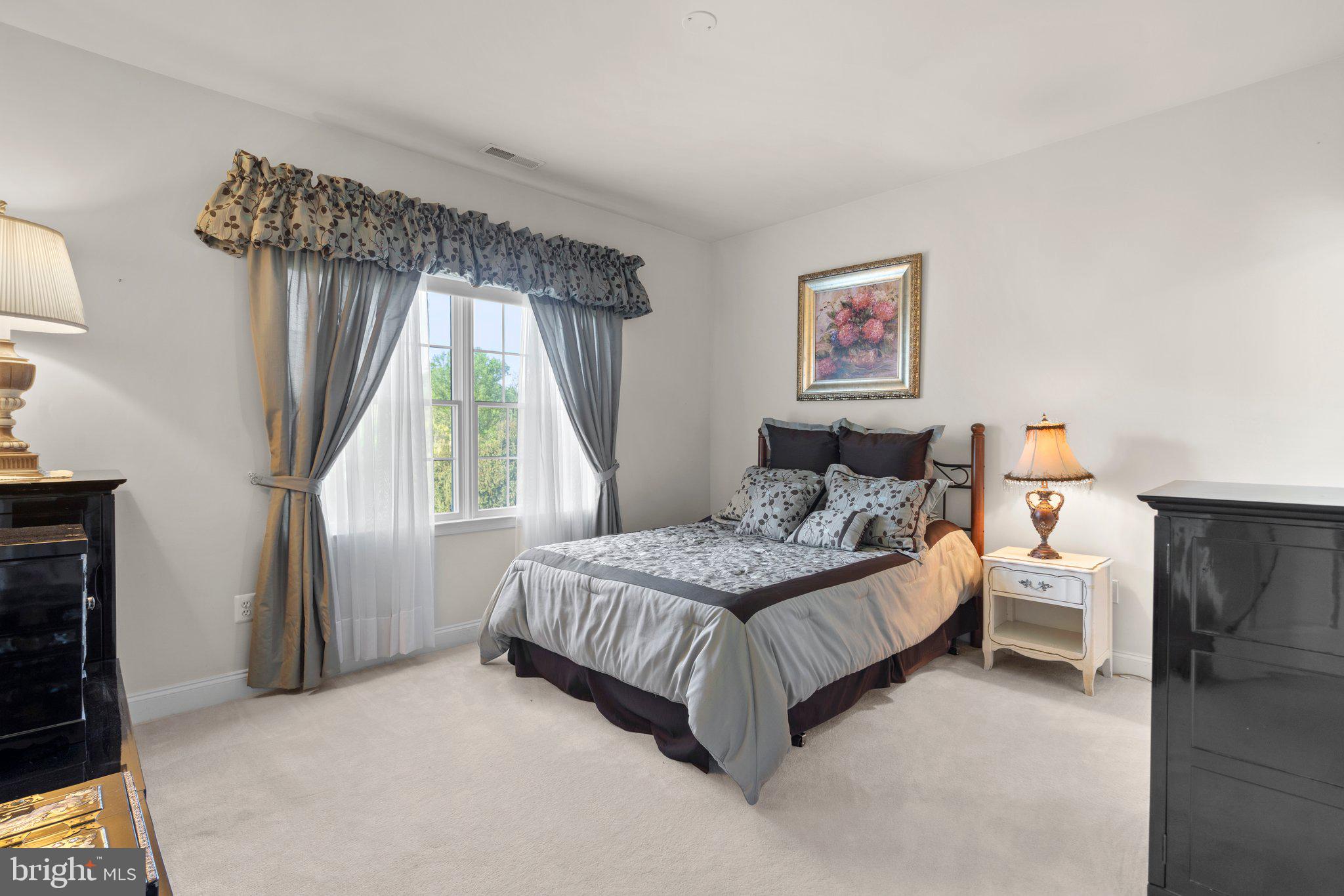 BIG BRANCH OVERLOOK - Residential