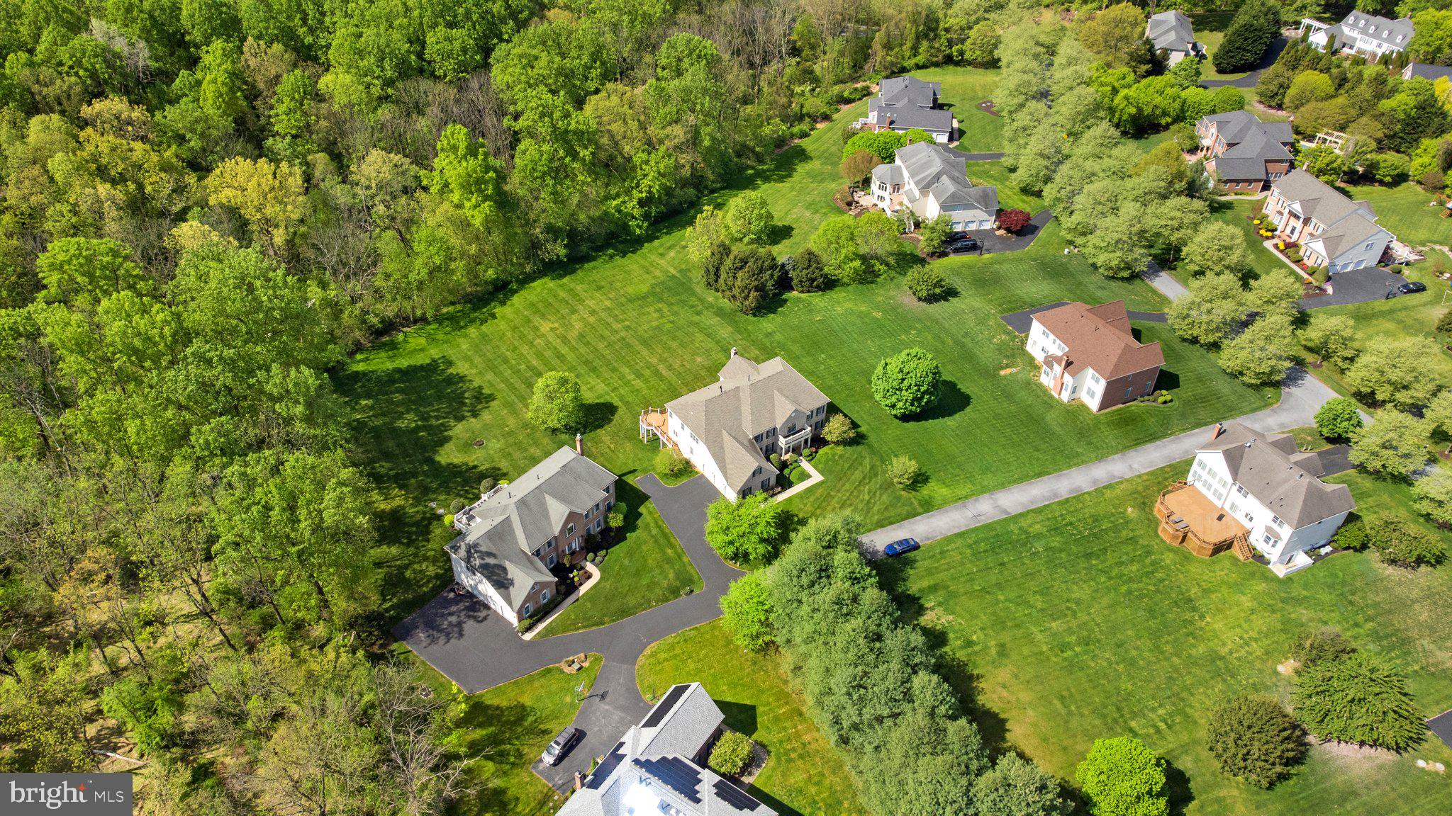 BIG BRANCH OVERLOOK - Residential