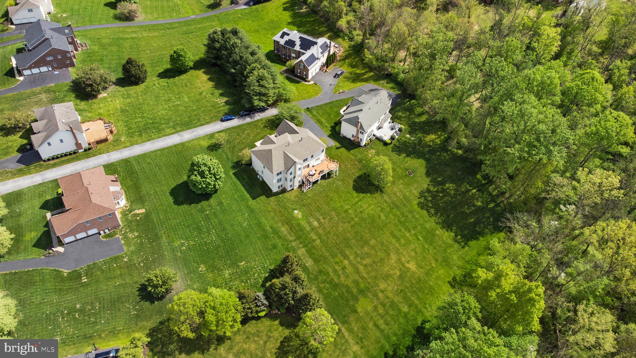 BIG BRANCH OVERLOOK - Residential