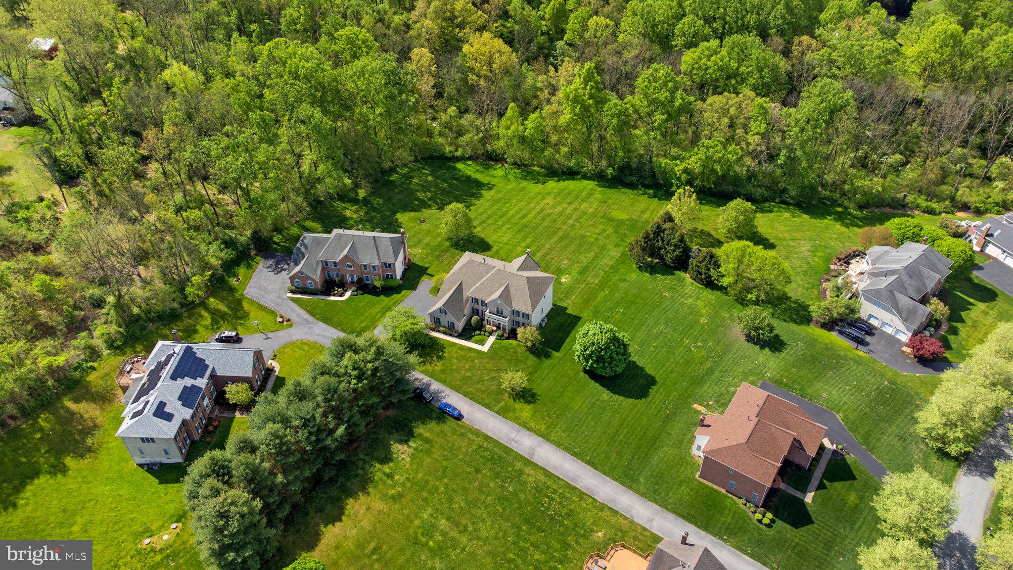 BIG BRANCH OVERLOOK - Residential
