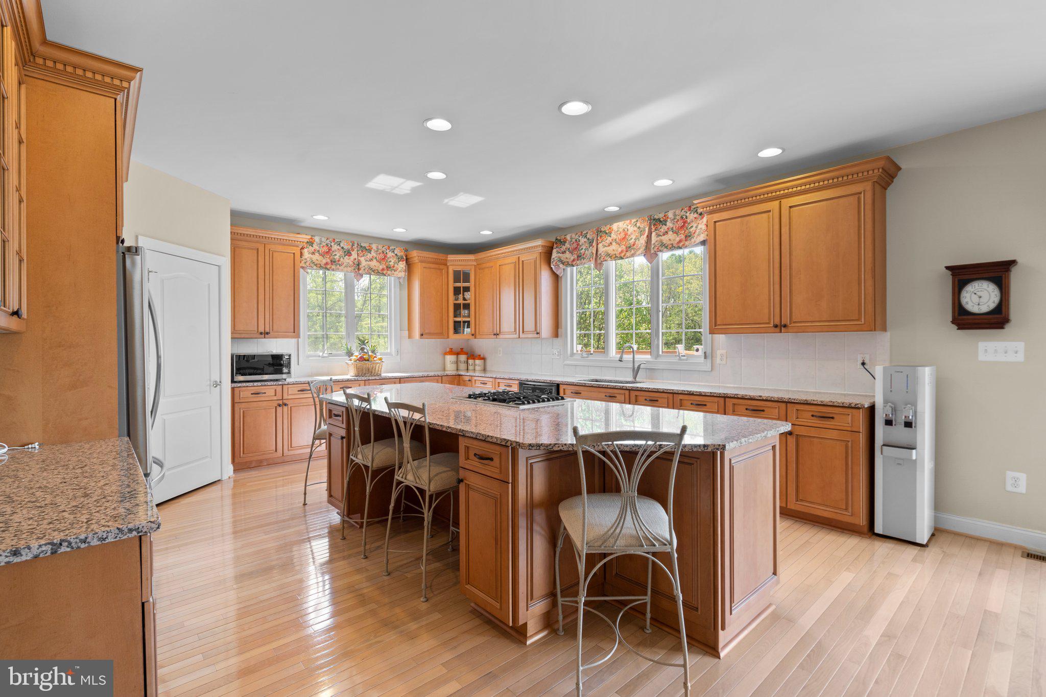 BIG BRANCH OVERLOOK - Residential