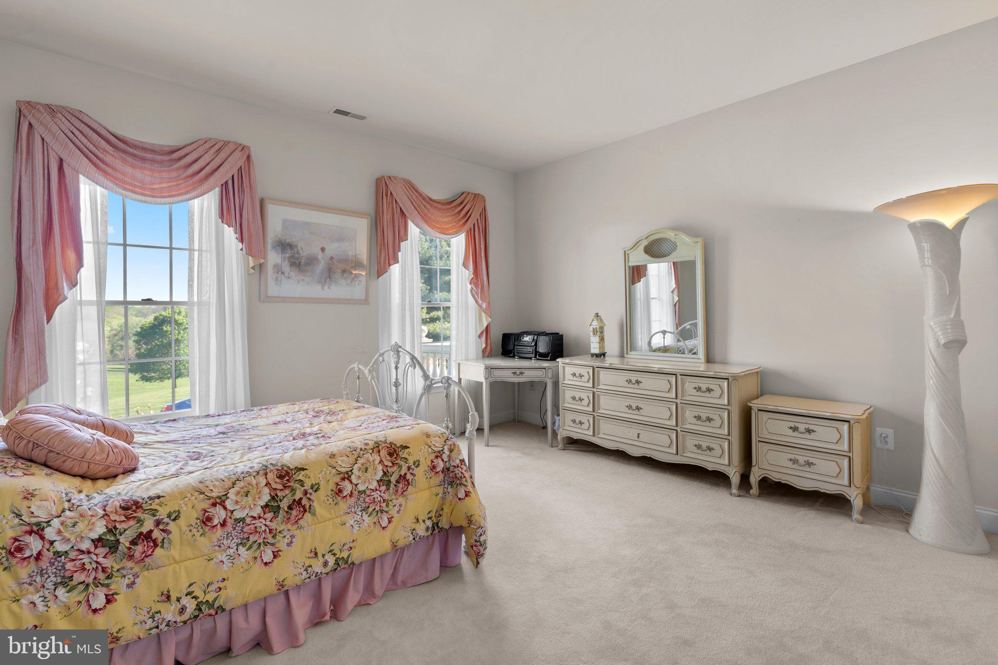 BIG BRANCH OVERLOOK - Residential