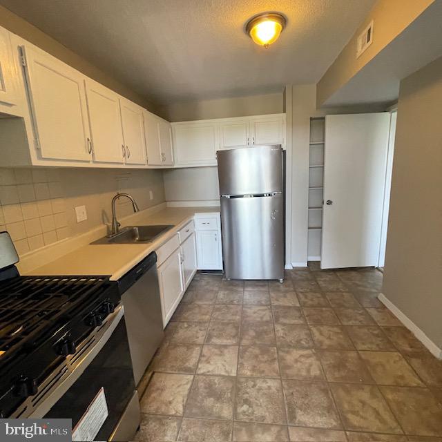 PRESIDENTIAL TOWERS - Residential