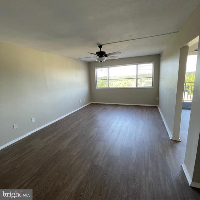 PRESIDENTIAL TOWERS - Residential