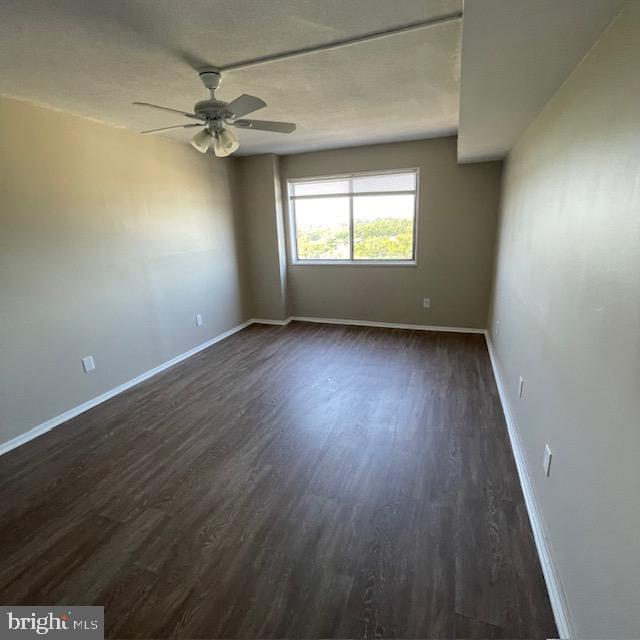 PRESIDENTIAL TOWERS - Residential