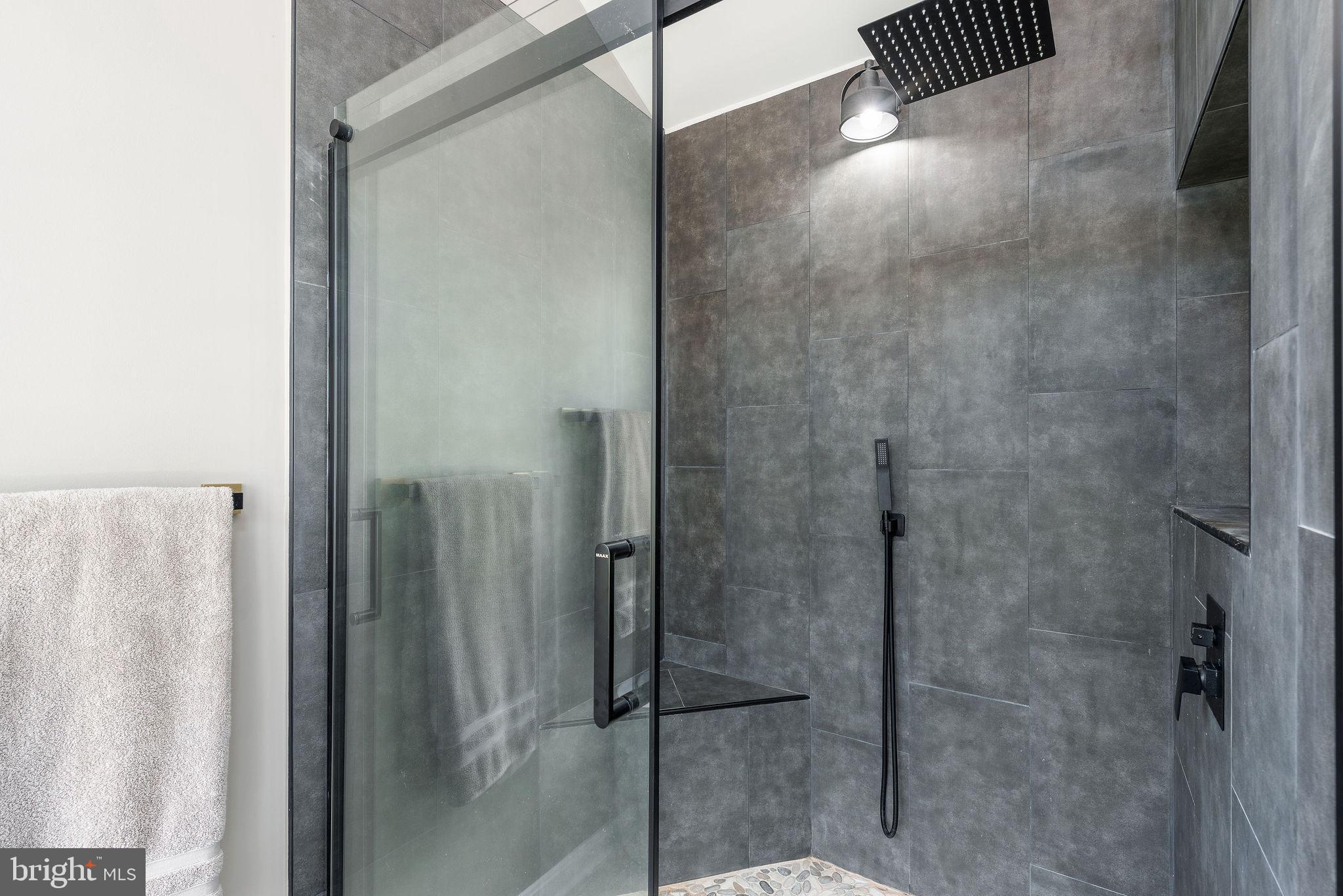 GREEN HILL VILLAGE - Residential