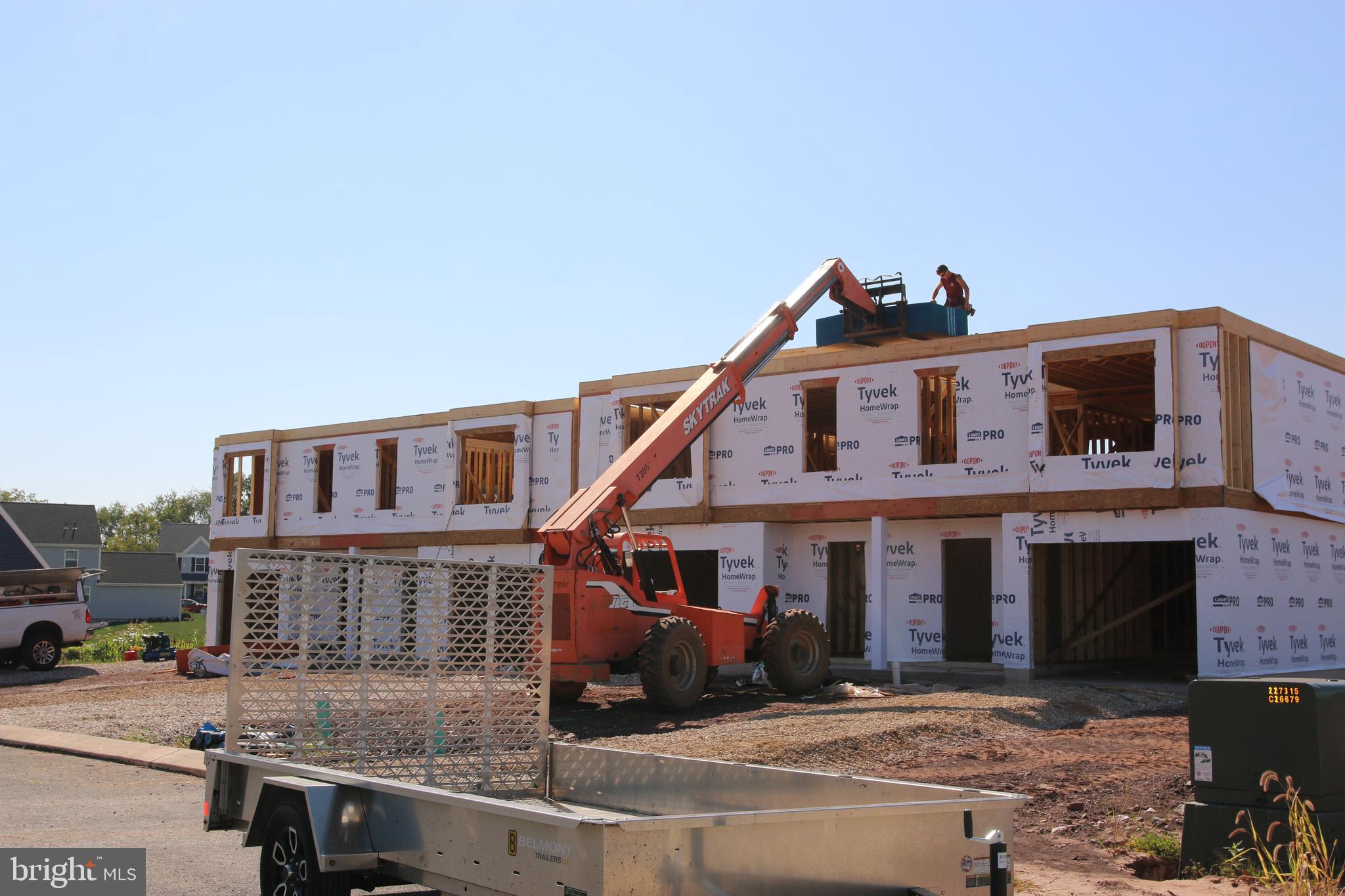 STONEGATE COMMONS - Residential