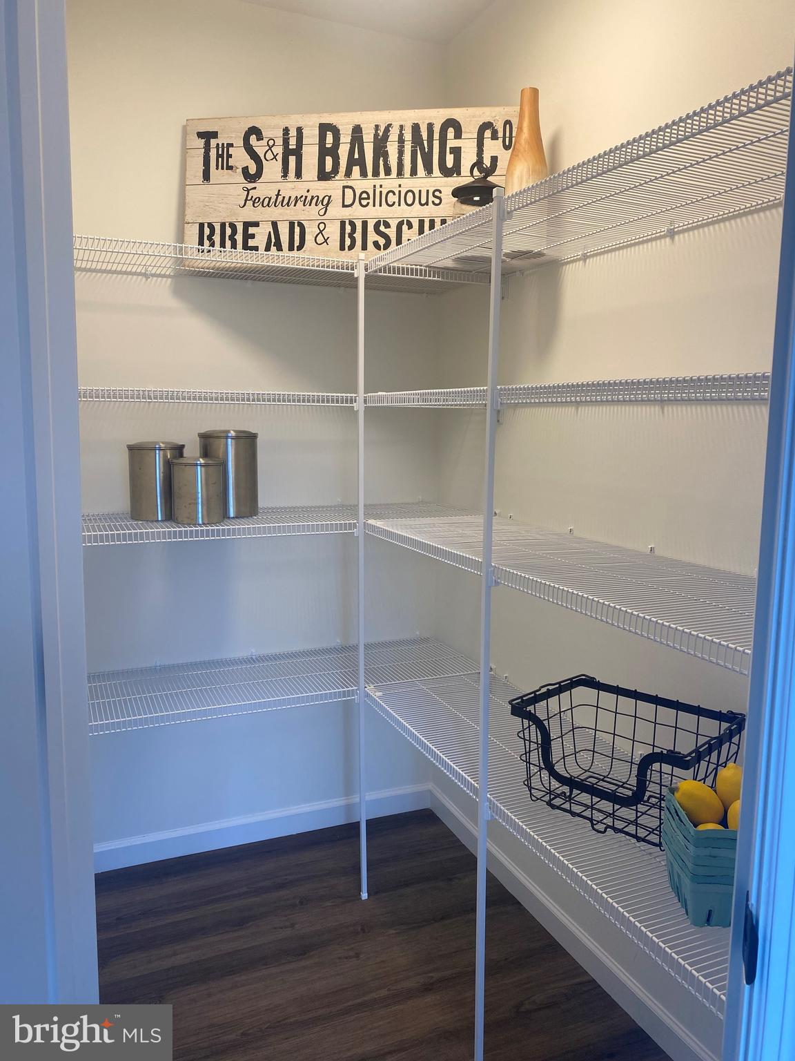 STONEGATE COMMONS - Residential