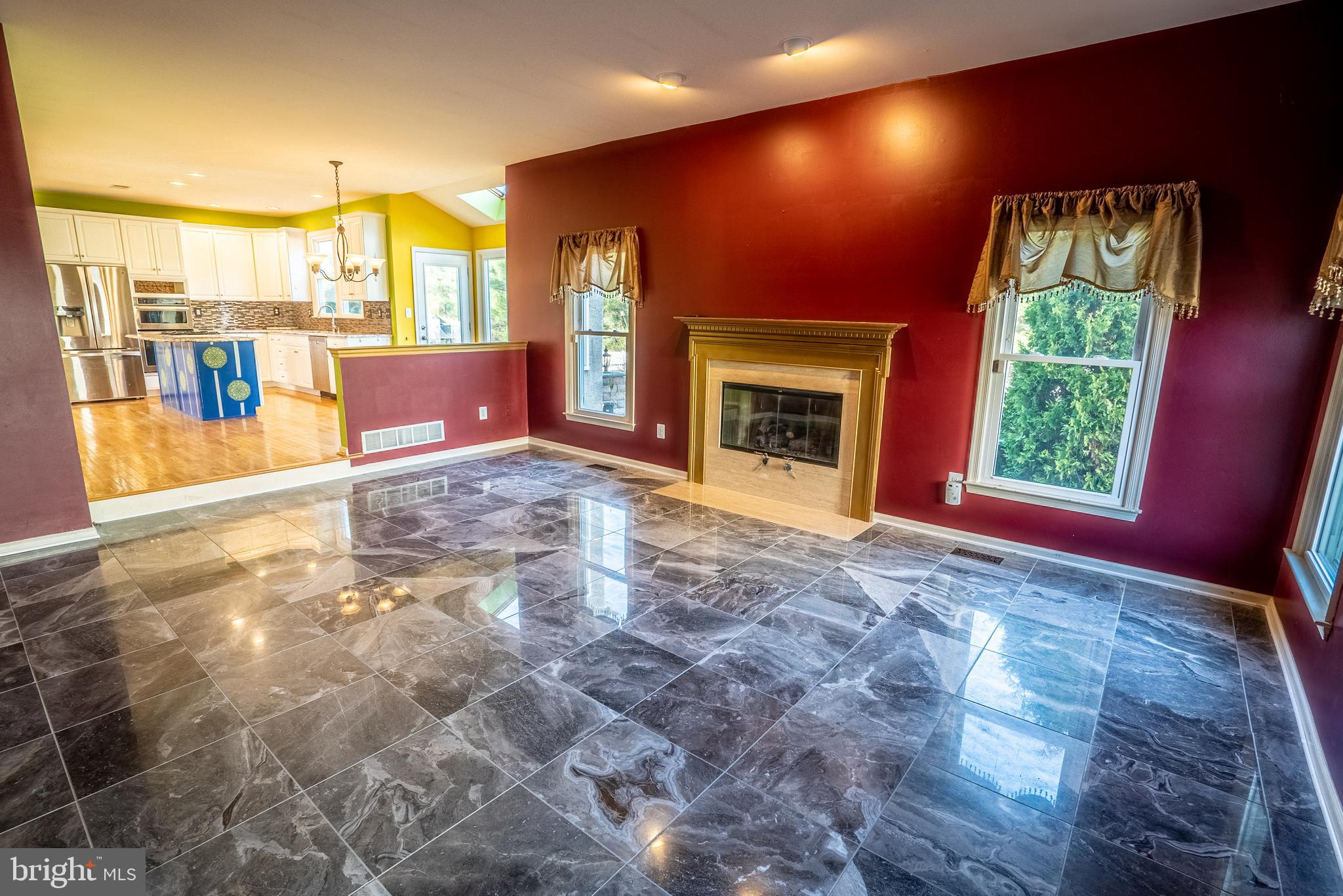 NORTHAMPTON ESTS - Residential Lease