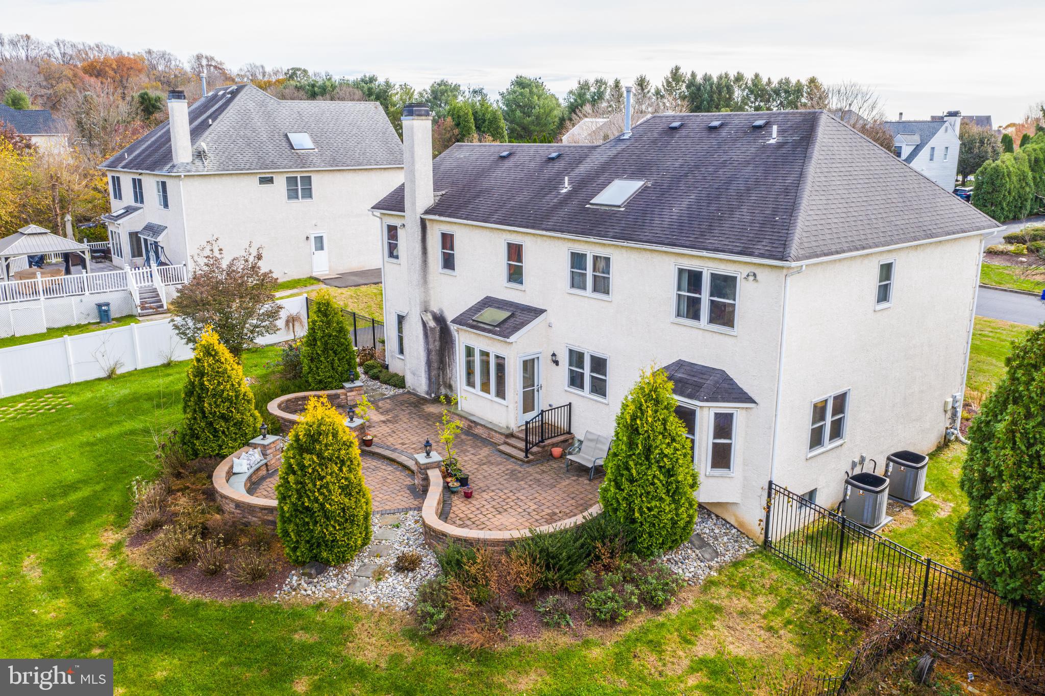 NORTHAMPTON ESTS - Residential Lease