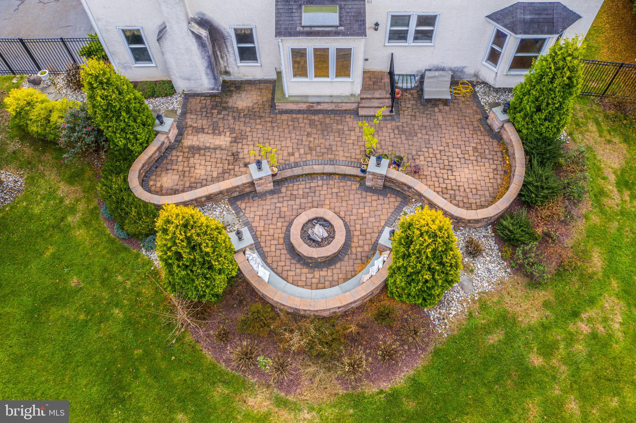 NORTHAMPTON ESTS - Residential Lease